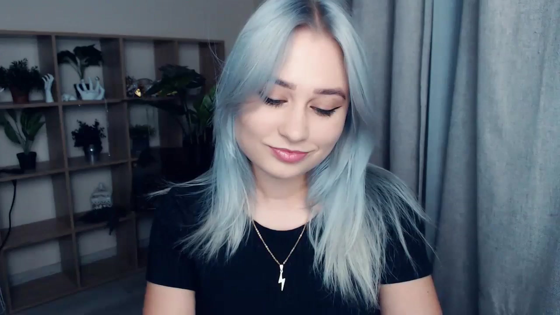 Gallery image thumbnail from Kukla_kolduna's myfreecams stream on, 12/01/2023, 15:52 image 18 of 20