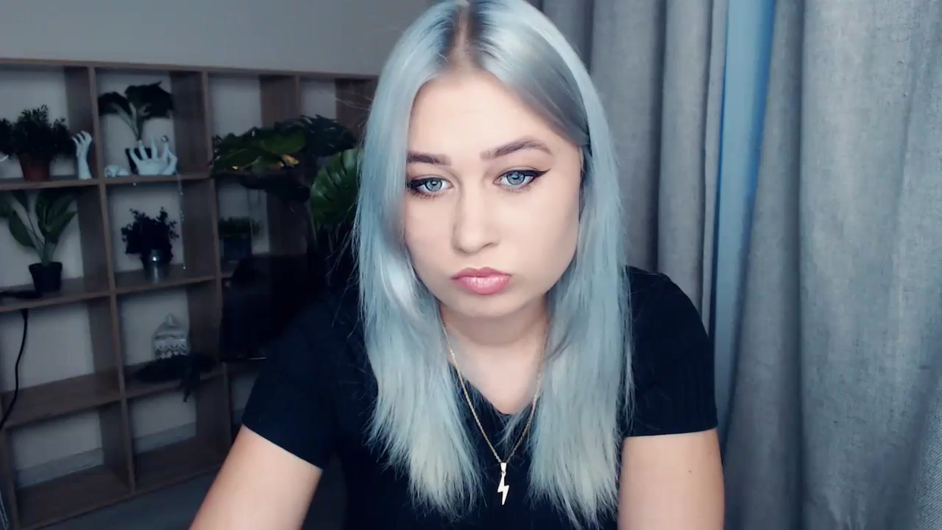 Gallery image thumbnail from Kukla_kolduna's myfreecams stream on, 12/01/2023, 15:52 image 1 of 20