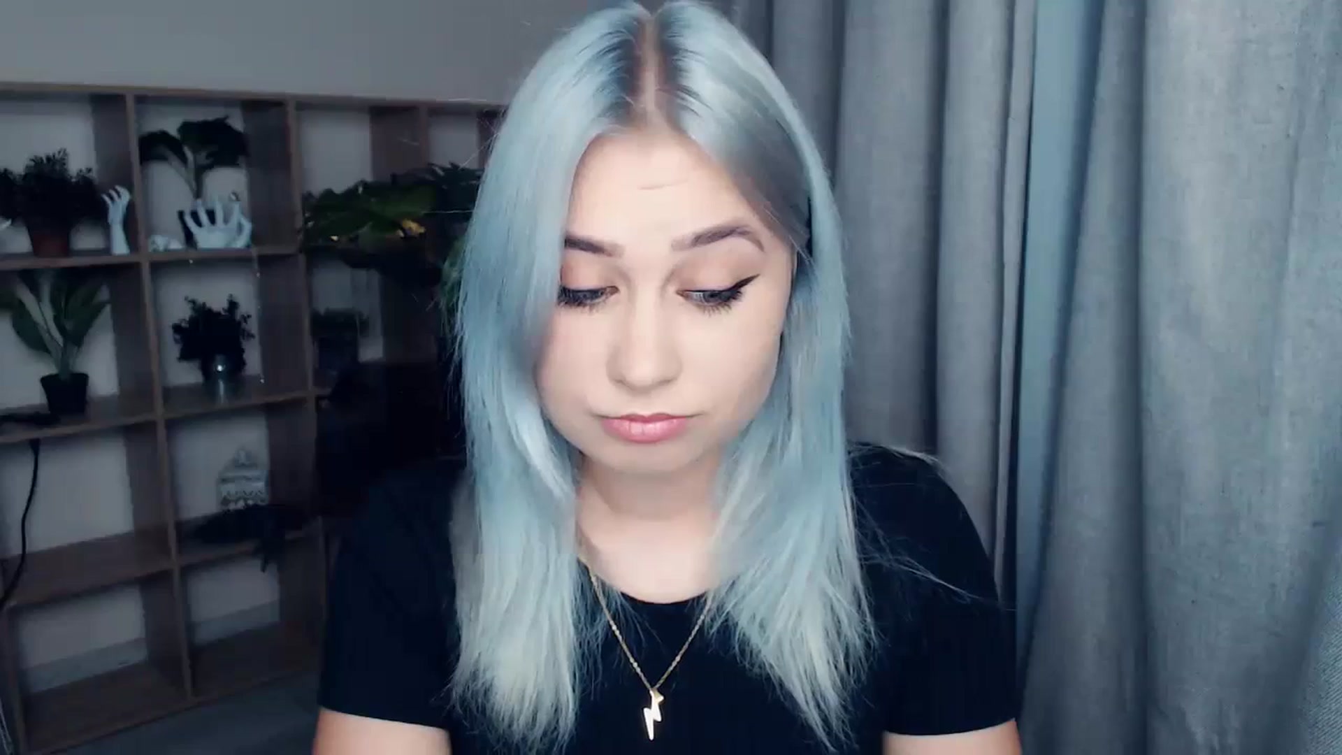 Gallery image thumbnail from Kukla_kolduna's myfreecams stream on, 12/01/2023, 15:52 image 6 of 20