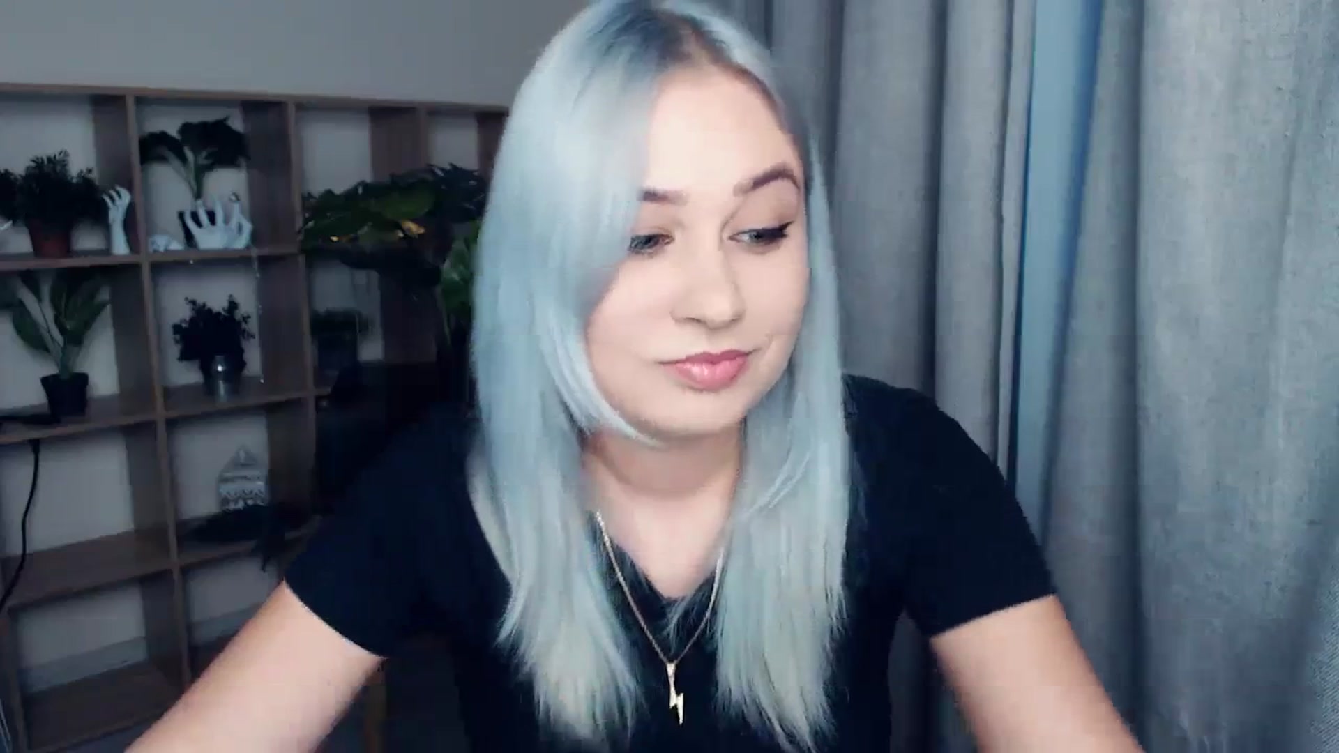Gallery image thumbnail from Kukla_kolduna's myfreecams stream on, 12/01/2023, 15:52 image 2 of 20