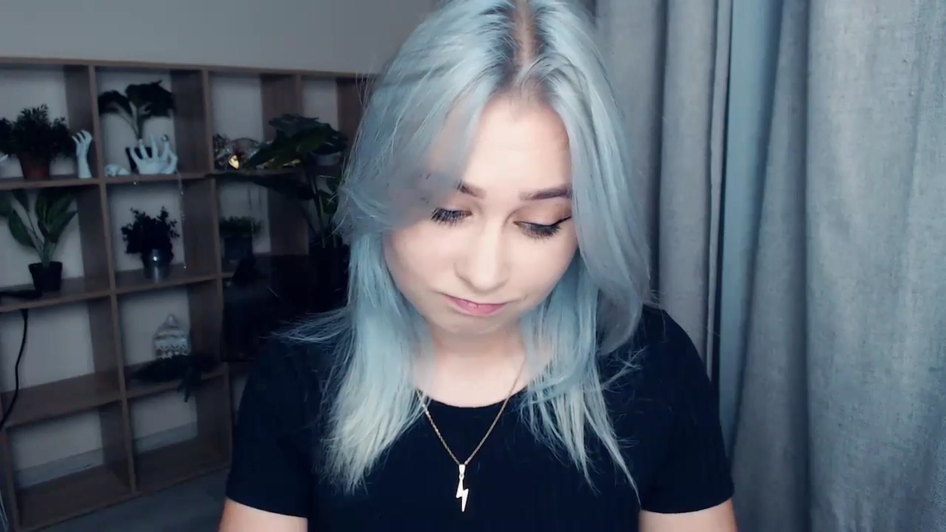 Gallery image thumbnail from Kukla_kolduna's myfreecams stream on, 12/01/2023, 15:52 image 14 of 20