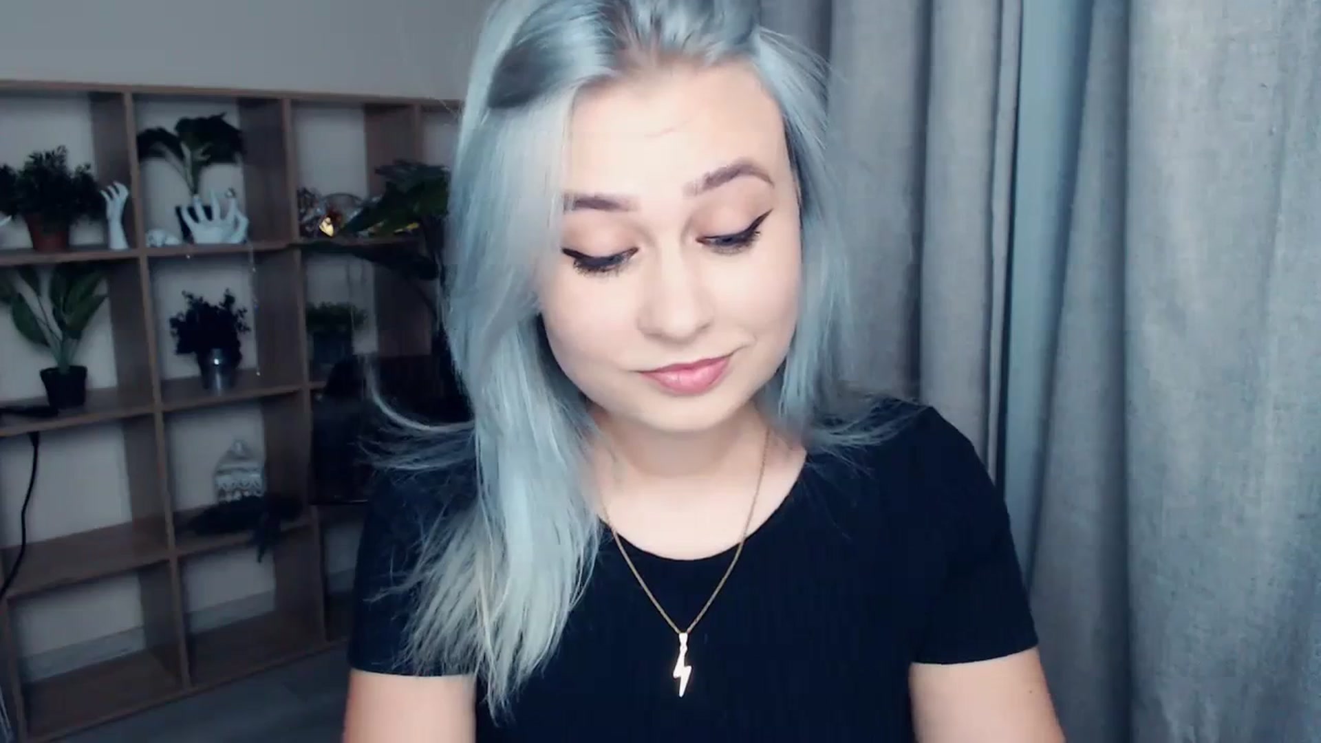 Gallery image thumbnail from Kukla_kolduna's myfreecams stream on, 12/01/2023, 15:52 image 13 of 20
