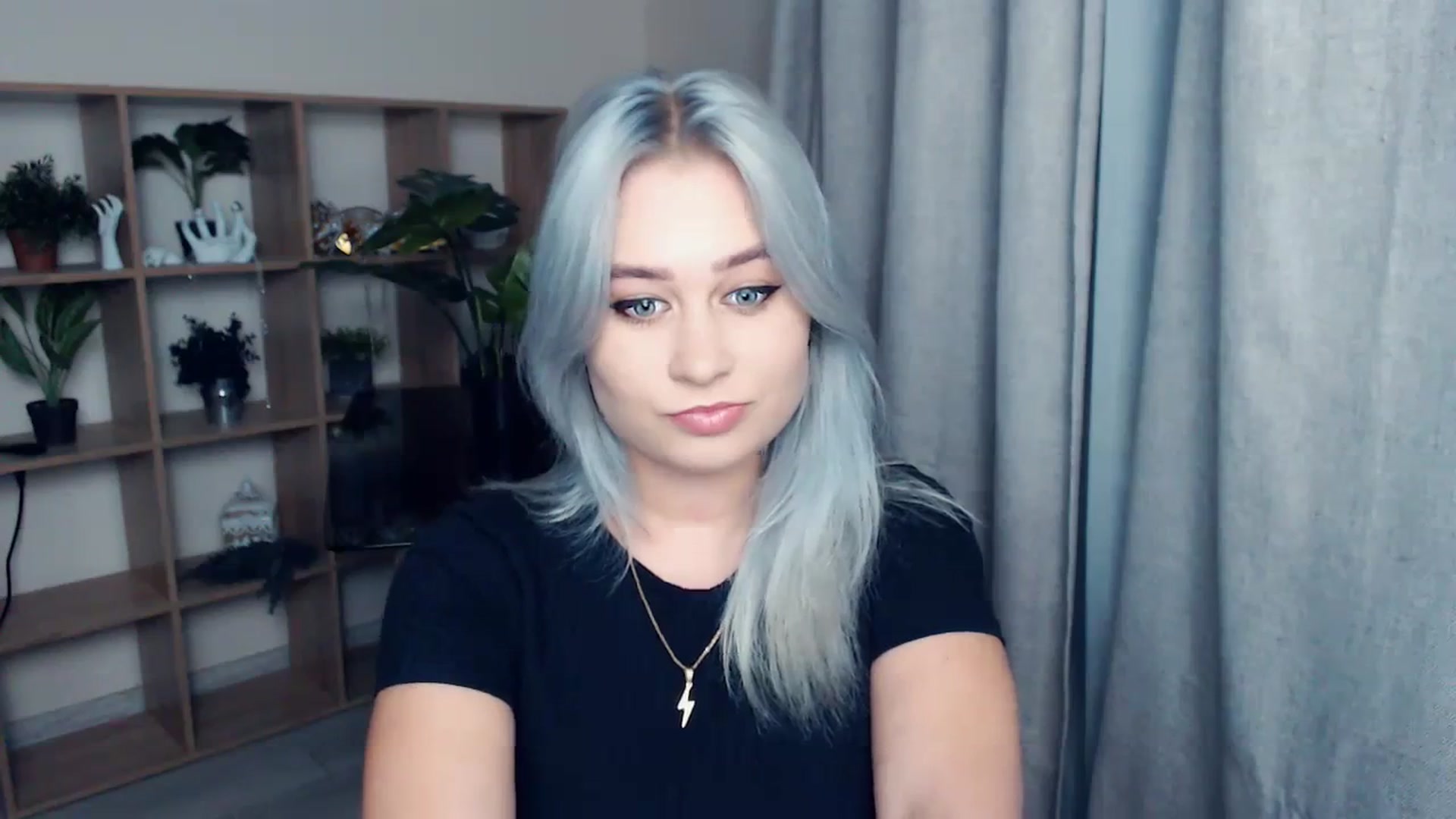 Gallery image thumbnail from Kukla_kolduna's myfreecams stream on, 12/01/2023, 16:50 image 18 of 20