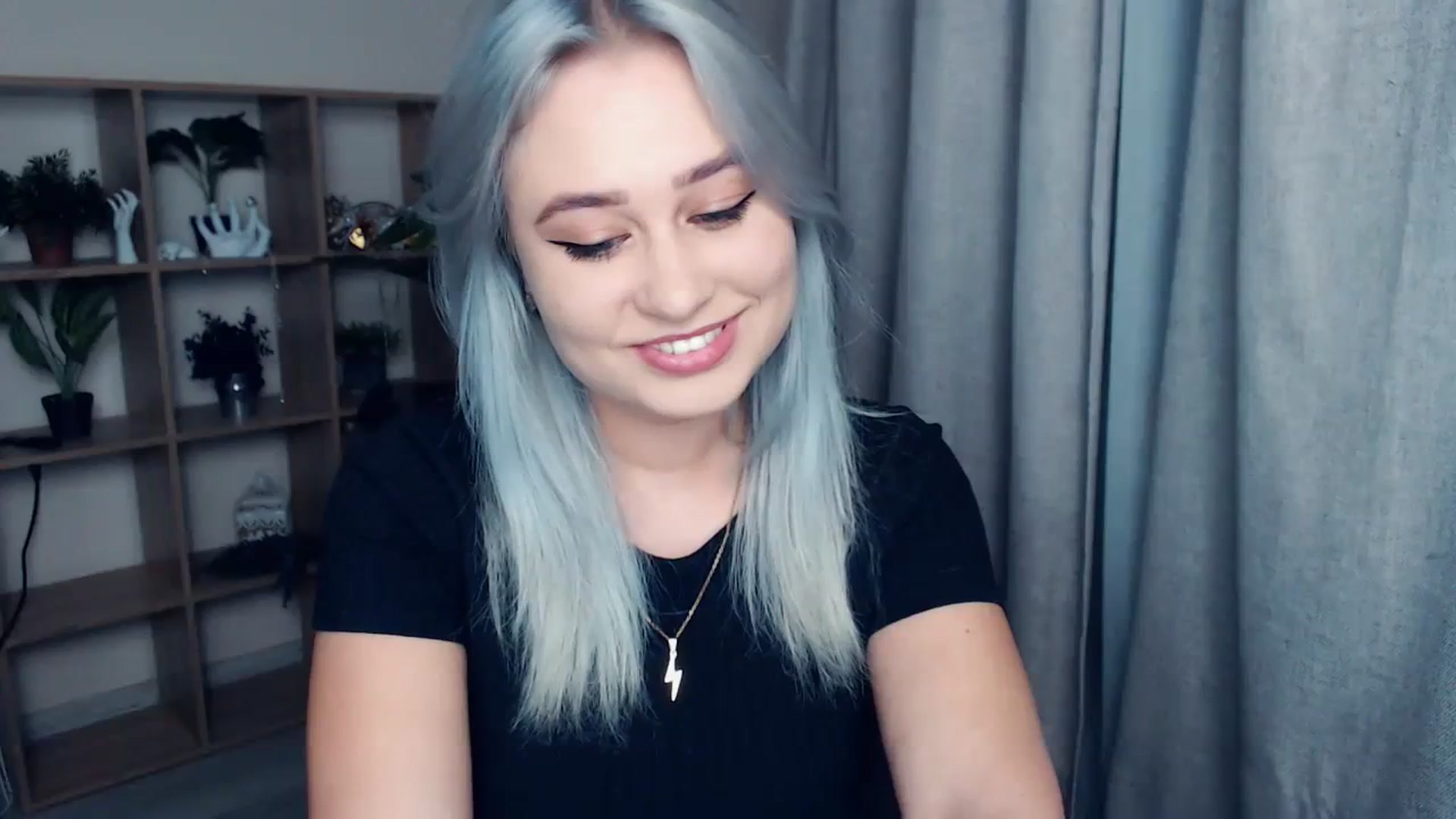 Gallery image thumbnail from Kukla_kolduna's myfreecams stream on, 12/01/2023, 16:50 image 1 of 20