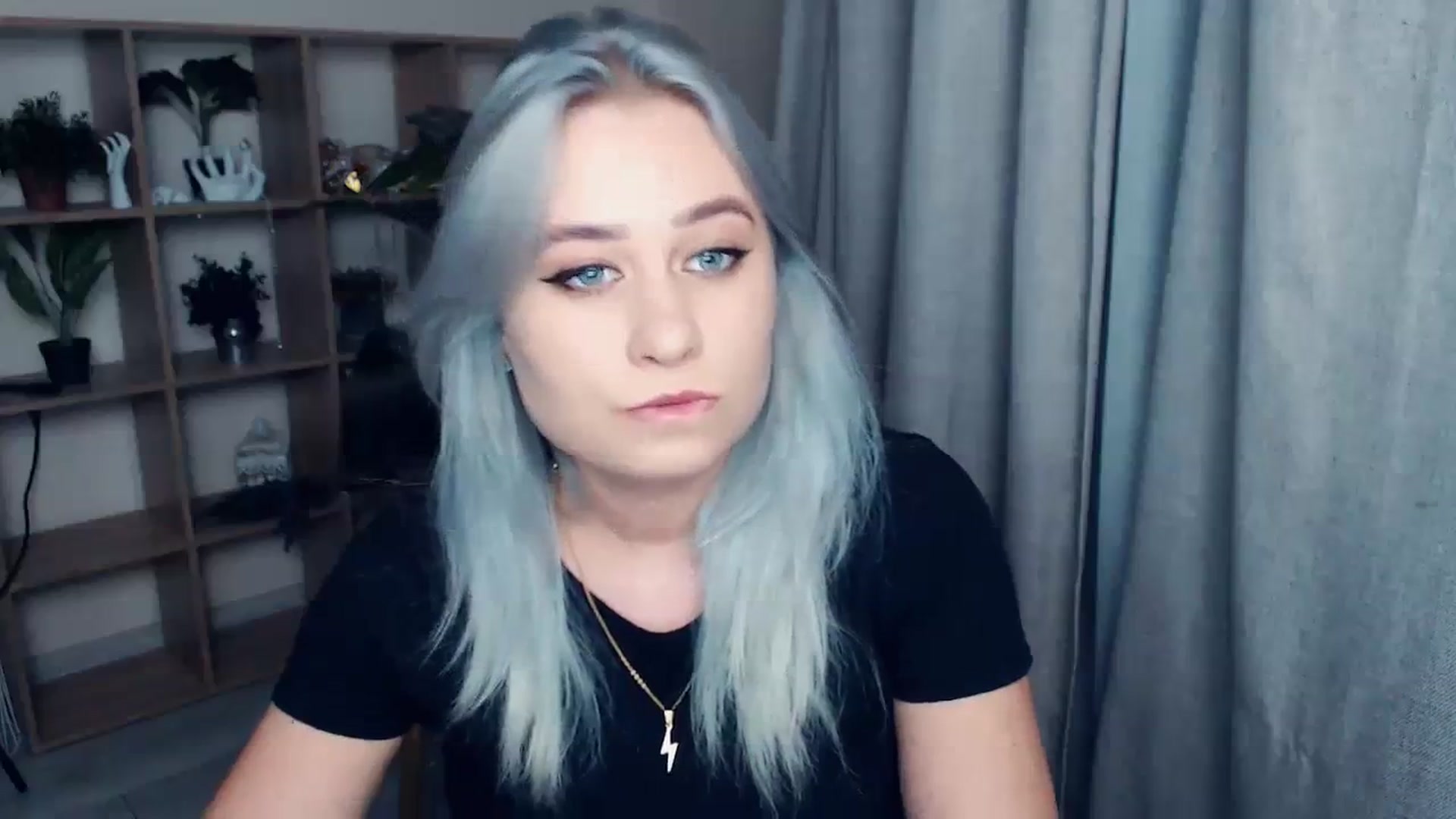 Gallery image thumbnail from Kukla_kolduna's myfreecams stream on, 12/01/2023, 16:50 image 13 of 20