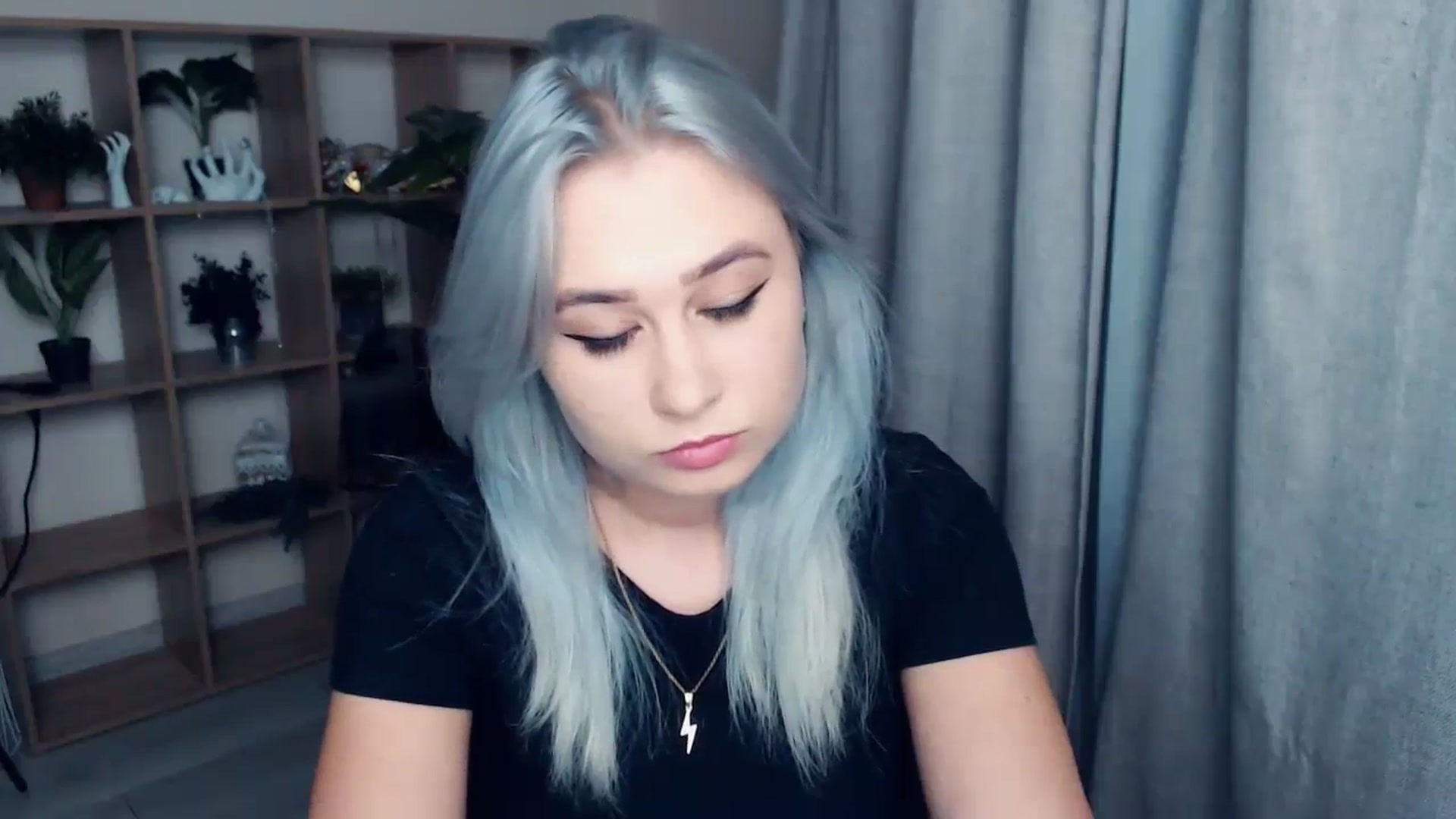 Gallery image thumbnail from Kukla_kolduna's myfreecams stream on, 12/01/2023, 16:50 image 12 of 20