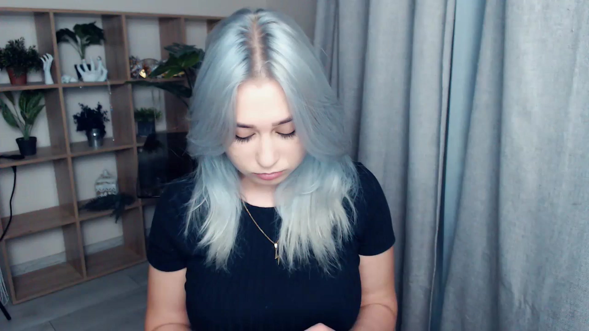 Gallery image thumbnail from Kukla_kolduna's myfreecams stream on, 12/01/2023, 16:50 image 14 of 20