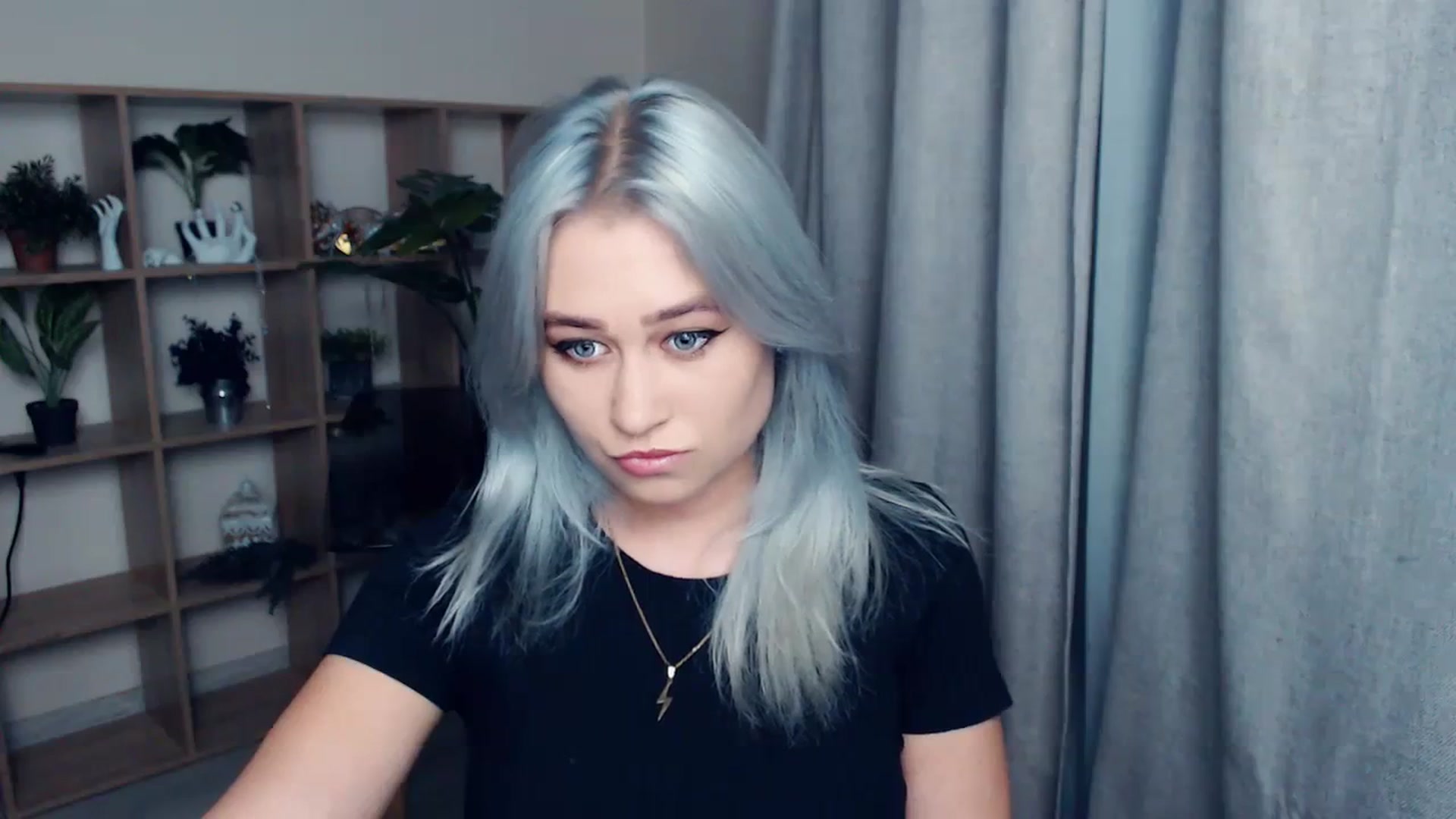 Gallery image thumbnail from Kukla_kolduna's myfreecams stream on, 12/01/2023, 16:50 image 19 of 20