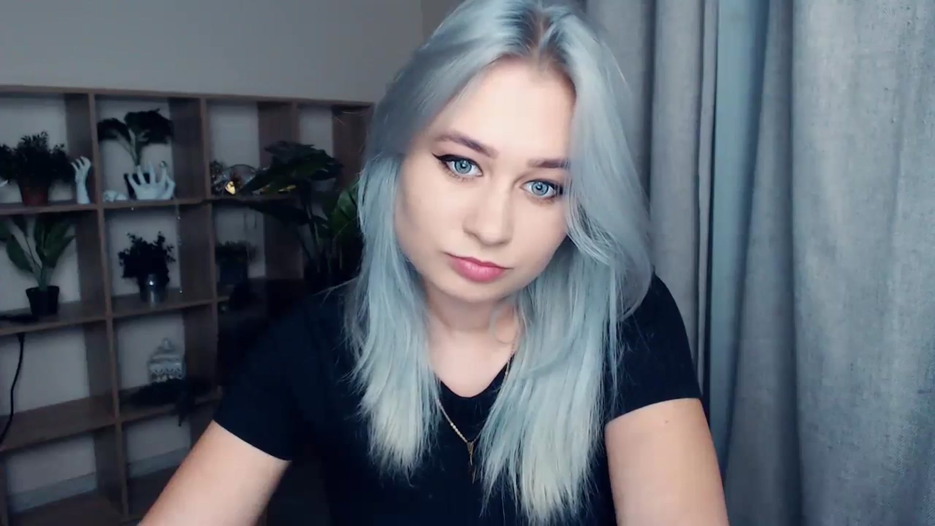 Gallery image thumbnail from Kukla_kolduna's myfreecams stream on, 12/01/2023, 16:50 image 7 of 20