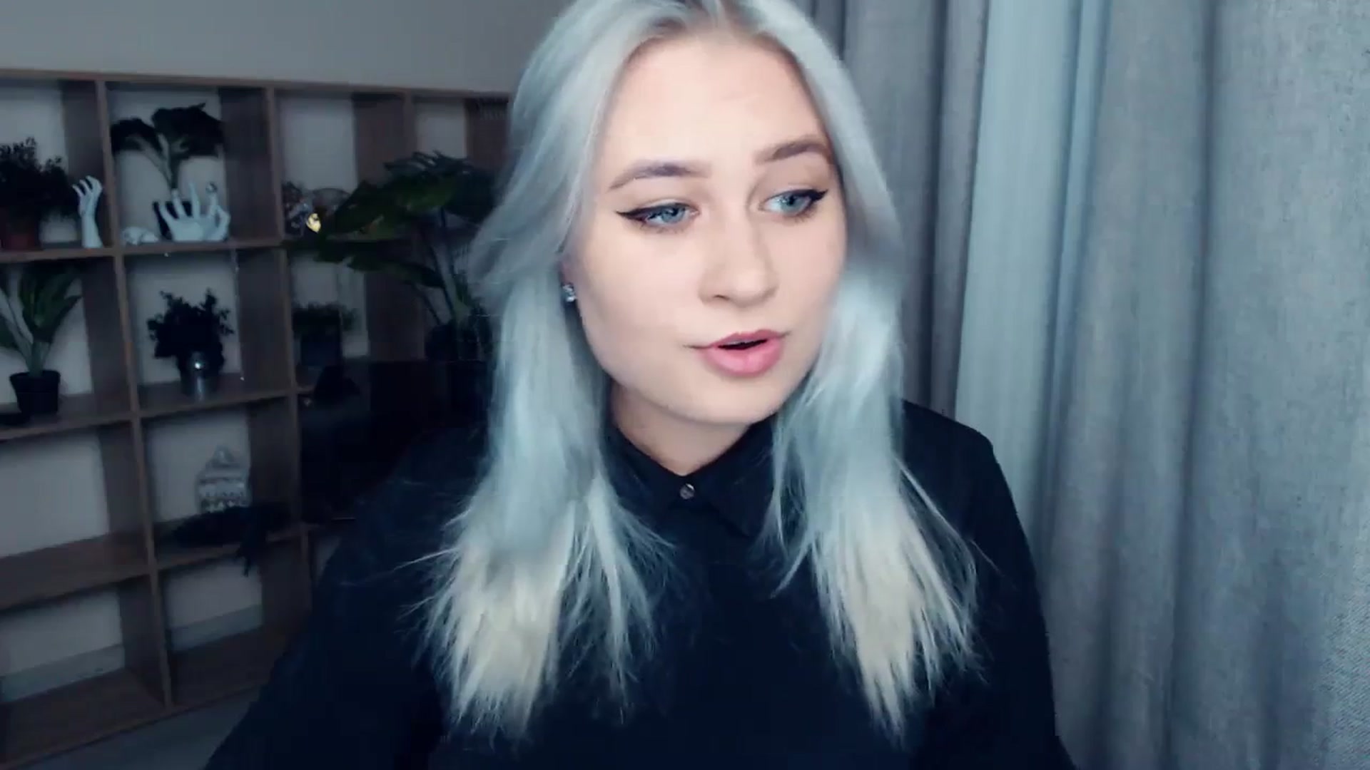 Gallery image thumbnail from Kukla_kolduna's myfreecams stream on, 12/02/2023, 15:20 image 13 of 20