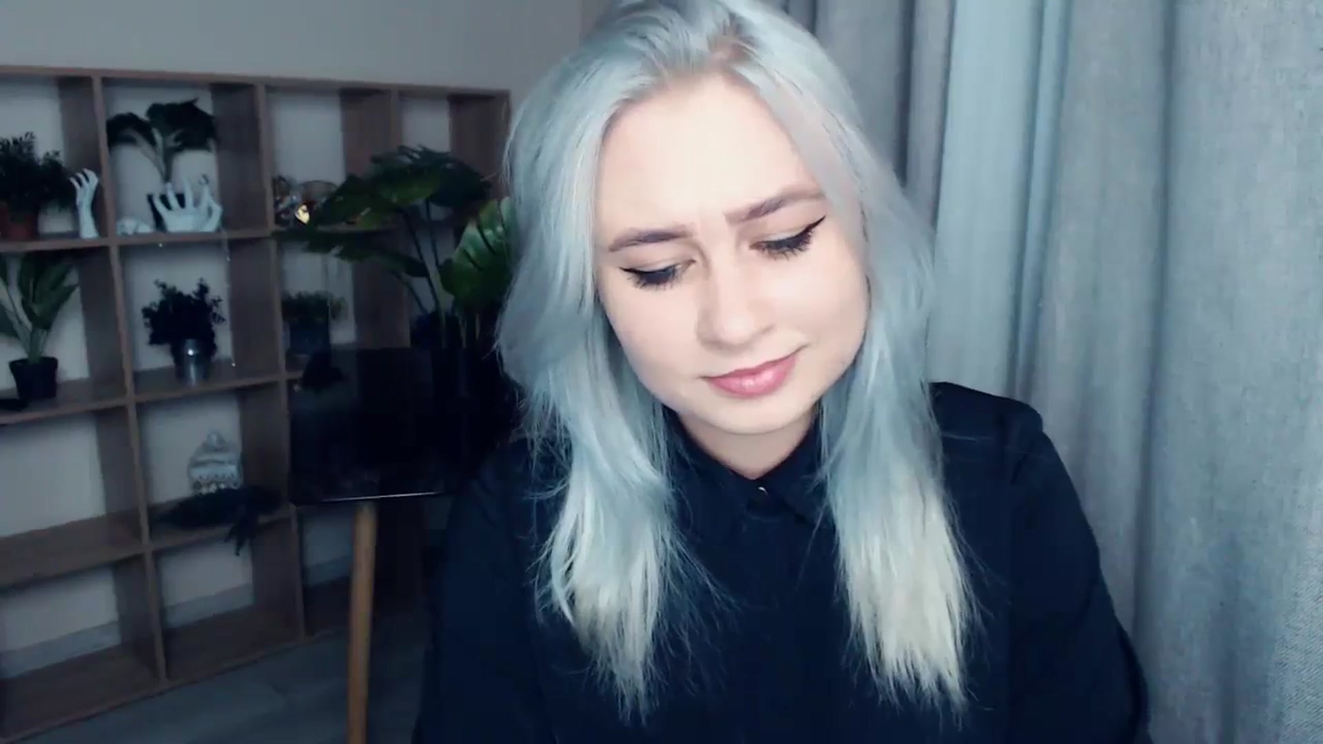 Gallery image thumbnail from Kukla_kolduna's myfreecams stream on, 12/02/2023, 15:20 image 12 of 20
