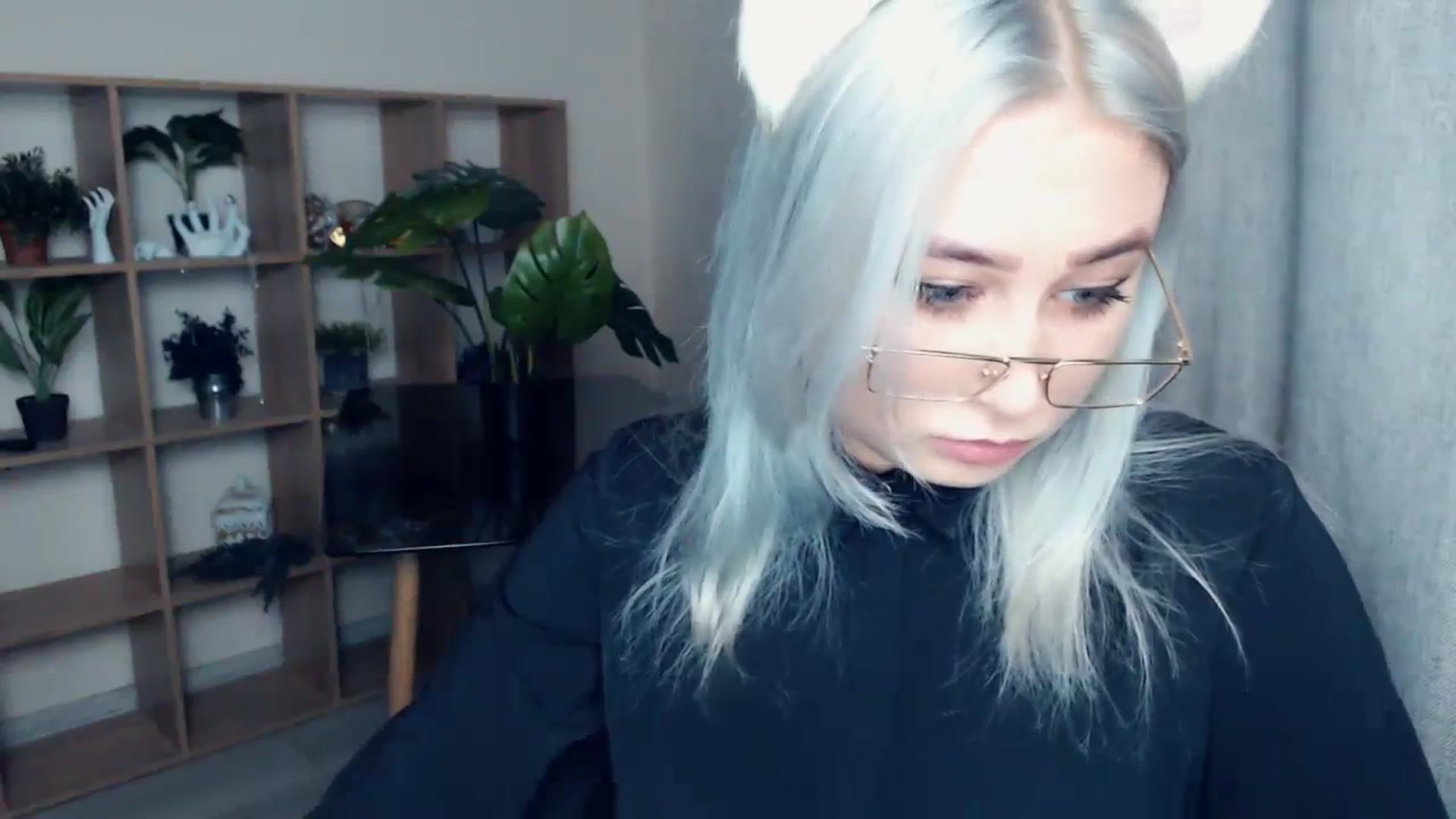 Gallery image thumbnail from Kukla_kolduna's myfreecams stream on, 12/02/2023, 15:20 image 6 of 20