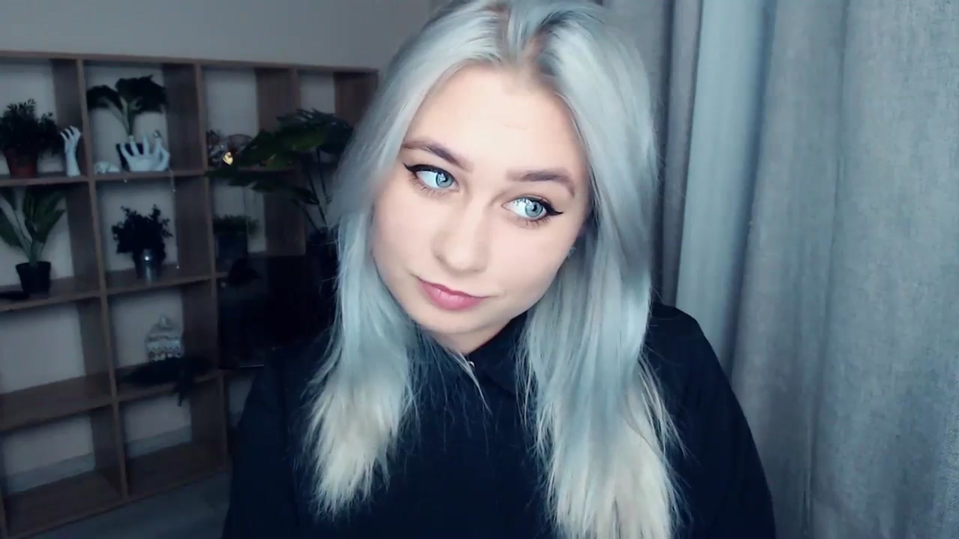 Gallery image thumbnail from Kukla_kolduna's myfreecams stream on, 12/02/2023, 15:20 image 2 of 20