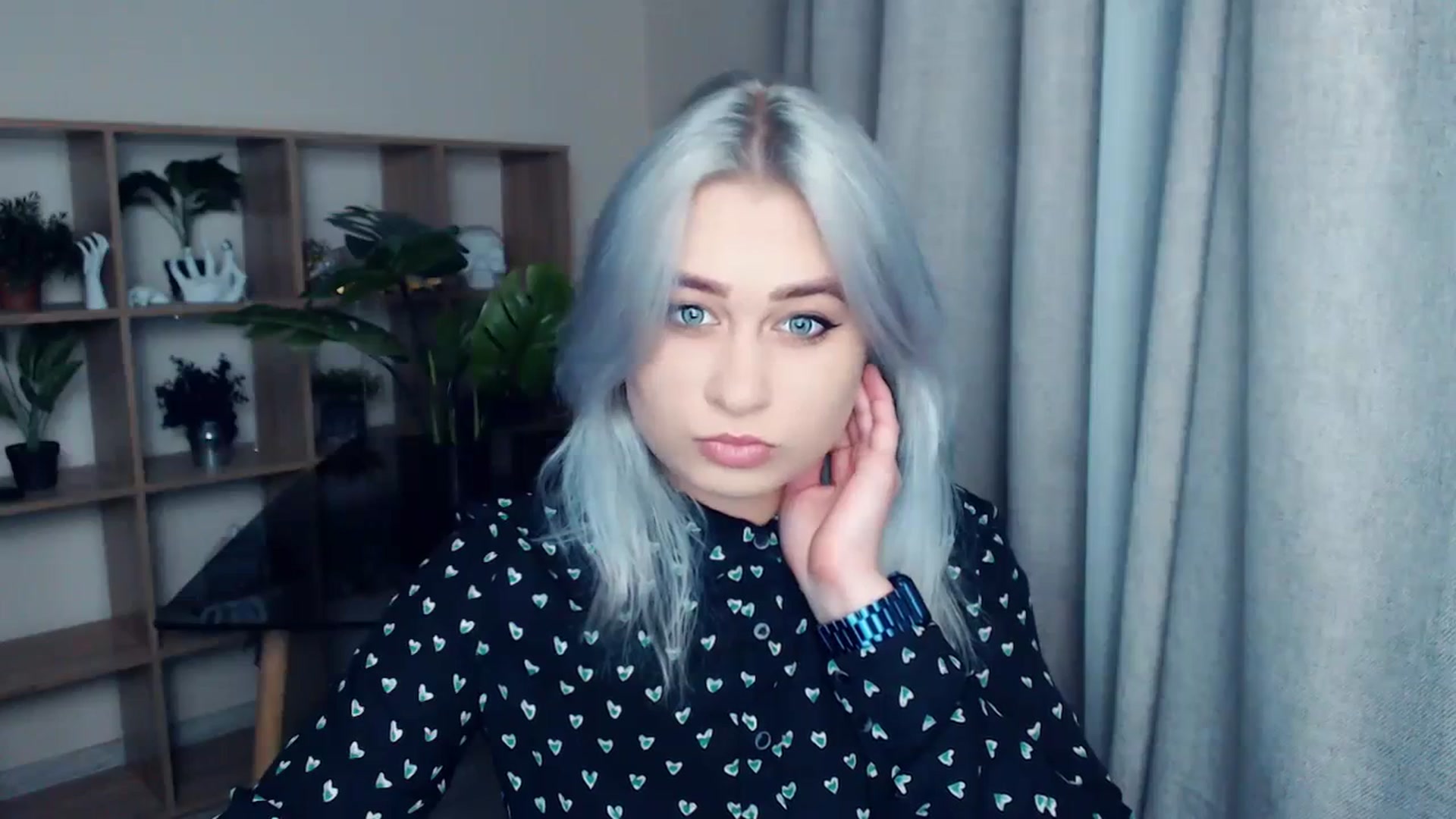 Gallery image thumbnail from Kukla_kolduna's myfreecams stream on, 12/03/2023, 14:47 image 10 of 20