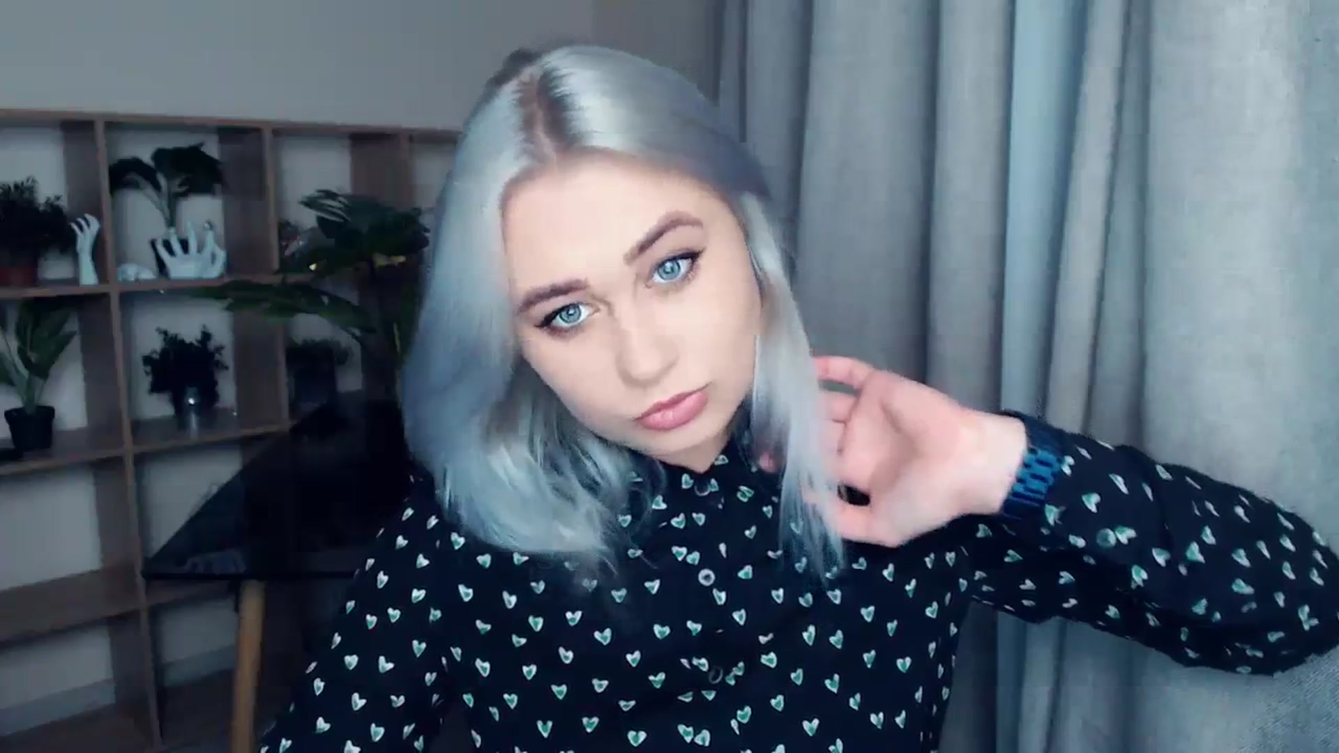 Gallery image thumbnail from Kukla_kolduna's myfreecams stream on, 12/03/2023, 14:47 image 6 of 20