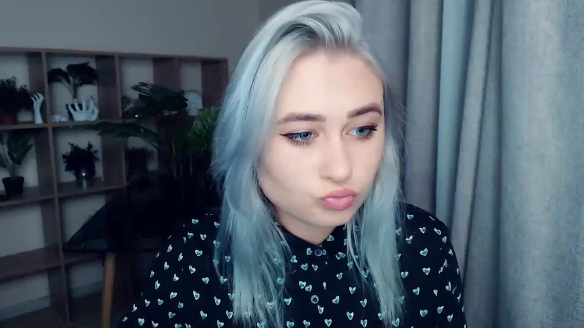 Gallery image thumbnail from Kukla_kolduna's myfreecams stream on, 12/03/2023, 14:47 image 15 of 20