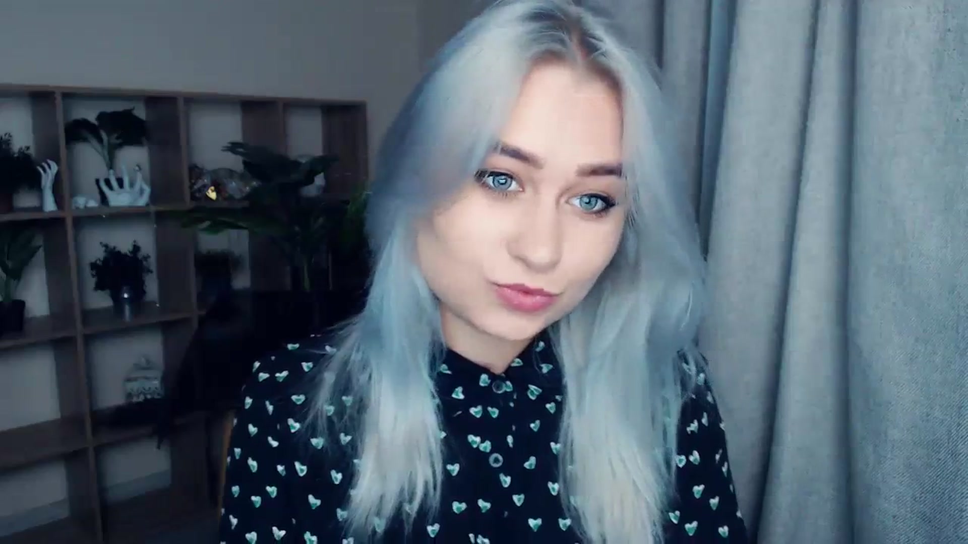 Gallery image thumbnail from Kukla_kolduna's myfreecams stream on, 12/03/2023, 17:23 image 19 of 20