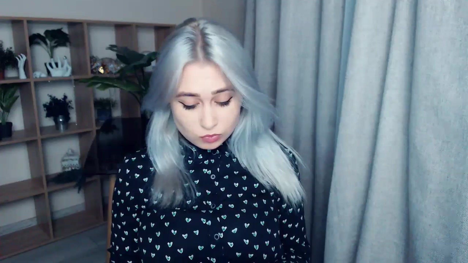 Gallery image thumbnail from Kukla_kolduna's myfreecams stream on, 12/03/2023, 17:23 image 12 of 20