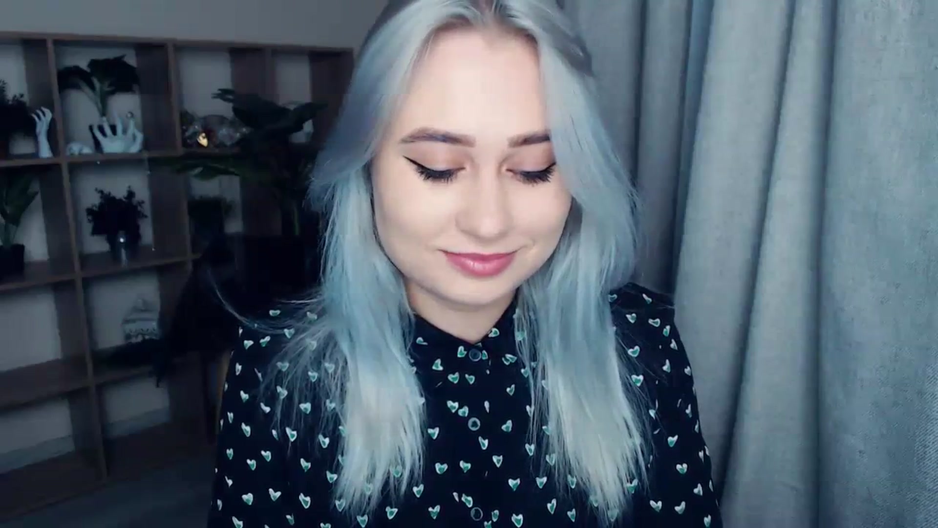 Gallery image thumbnail from Kukla_kolduna's myfreecams stream on, 12/03/2023, 17:23 image 15 of 20