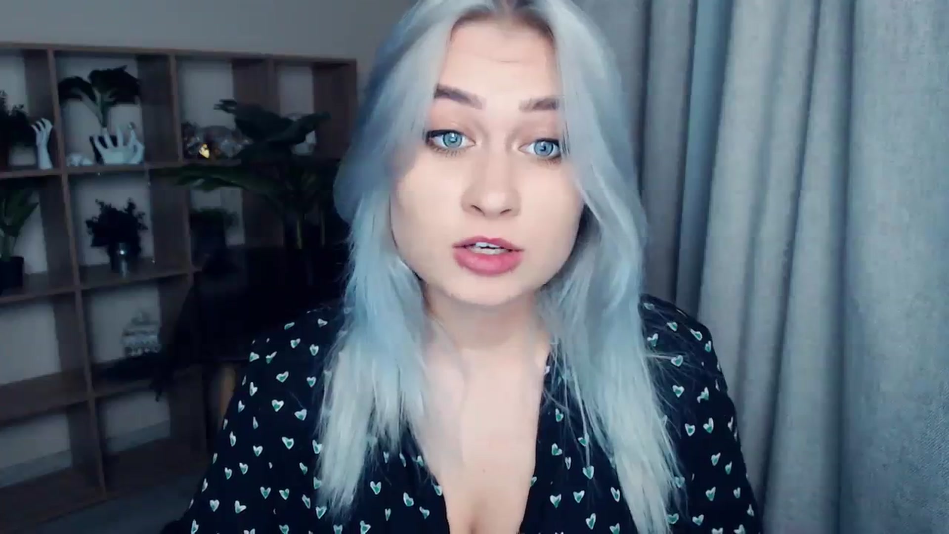 Gallery image thumbnail from Kukla_kolduna's myfreecams stream on, 12/03/2023, 19:08 image 12 of 20