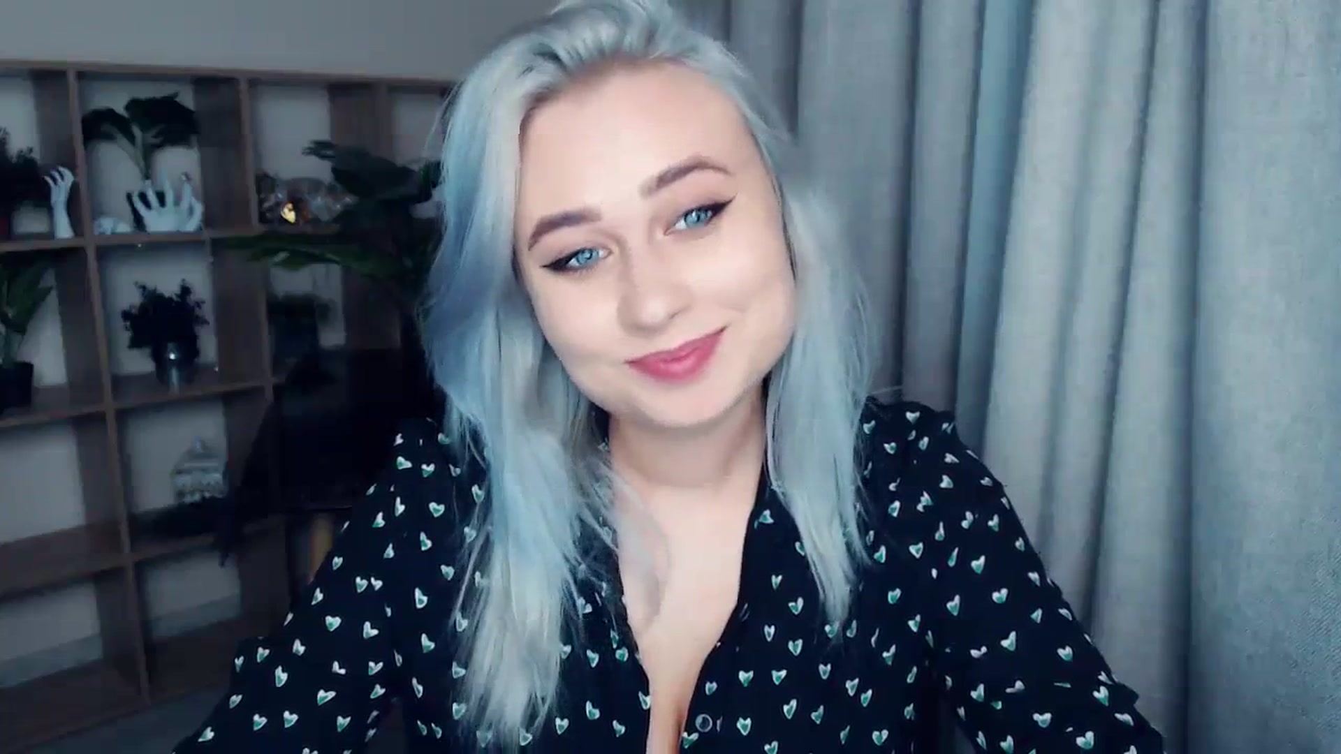 Gallery image thumbnail from Kukla_kolduna's myfreecams stream on, 12/03/2023, 19:08 image 7 of 20