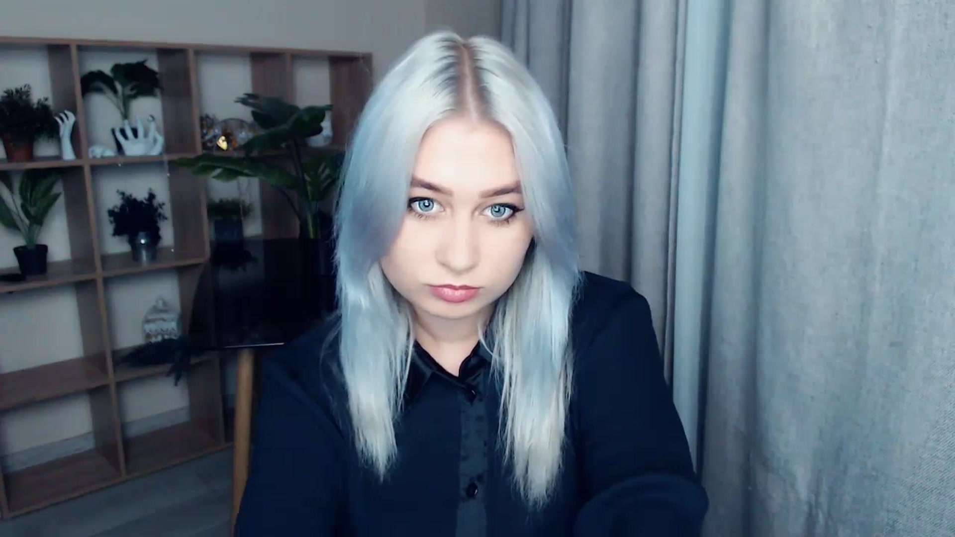 Gallery image thumbnail from Kukla_kolduna's myfreecams stream on, 12/04/2023, 15:42 image 19 of 20