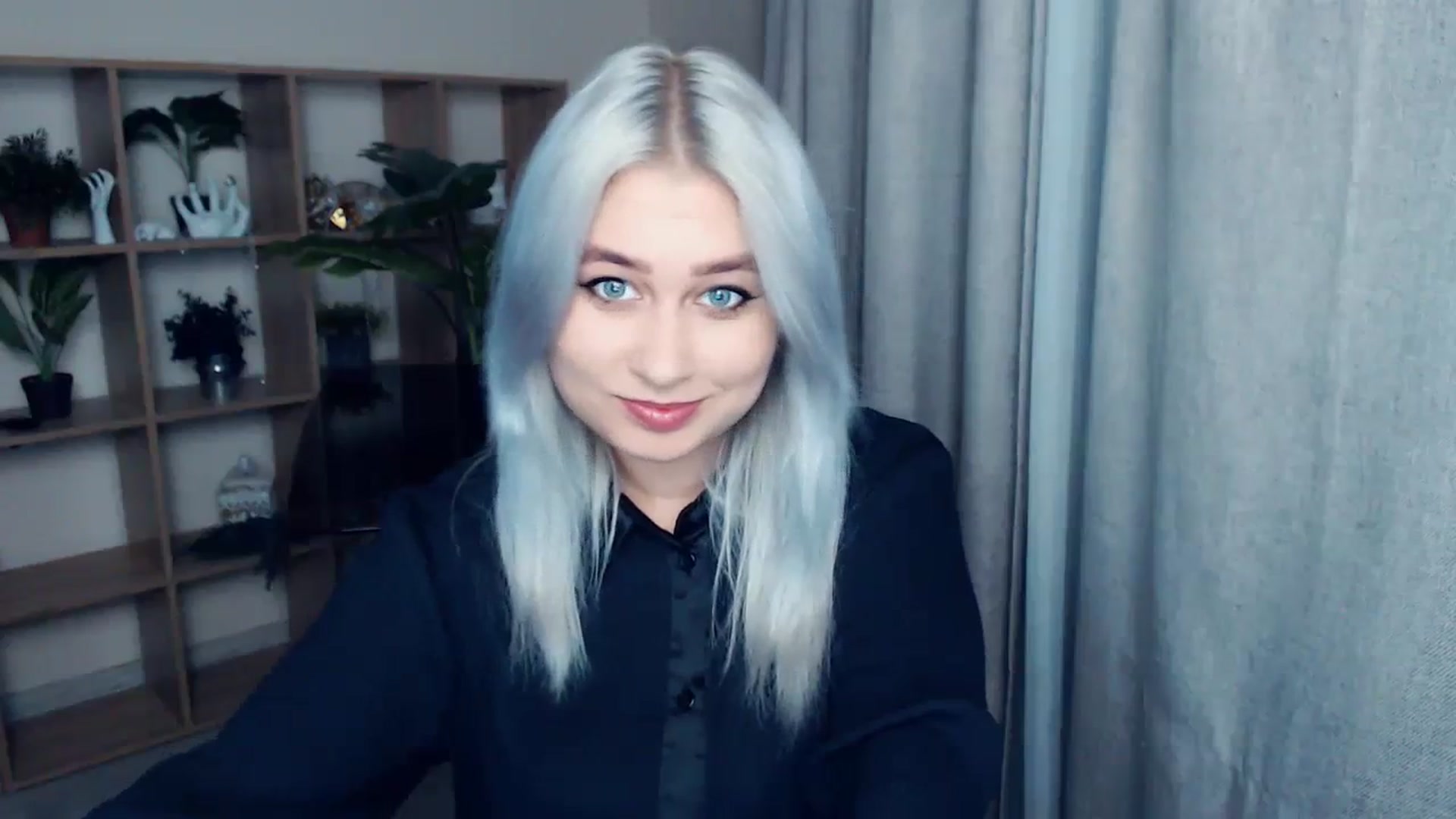 Gallery image thumbnail from Kukla_kolduna's myfreecams stream on, 12/04/2023, 15:42 image 15 of 20