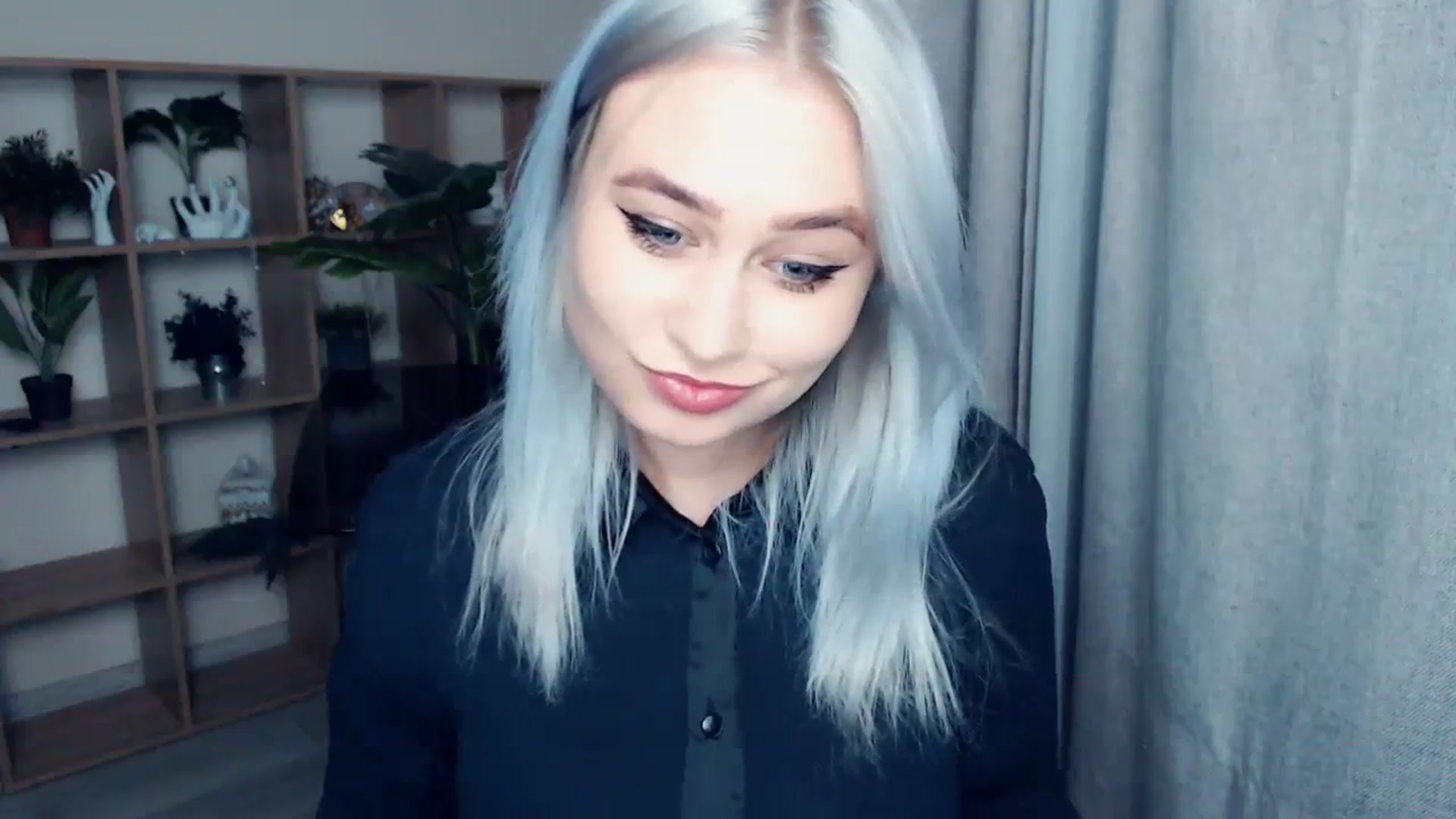 Gallery image thumbnail from Kukla_kolduna's myfreecams stream on, 12/04/2023, 15:42 image 11 of 20