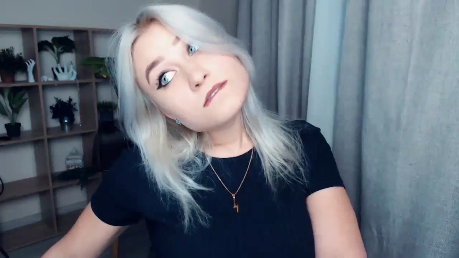 Gallery image thumbnail from Kukla_kolduna's myfreecams stream on, 12/07/2023, 14:15 image 16 of 20