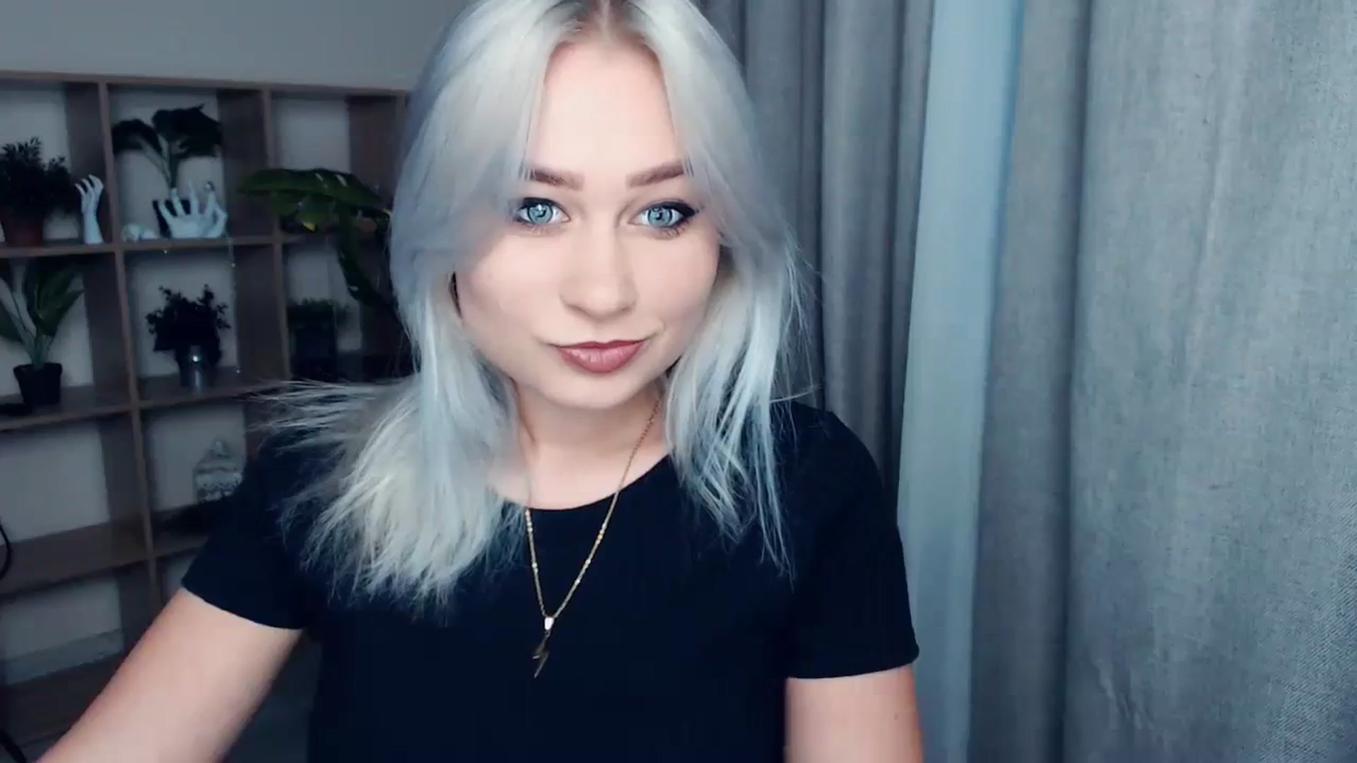 Gallery image thumbnail from Kukla_kolduna's myfreecams stream on, 12/07/2023, 14:15 image 9 of 20
