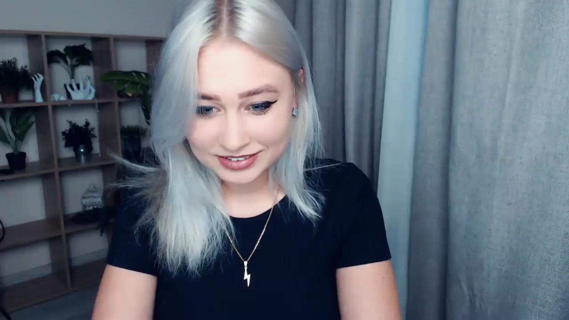 Gallery image thumbnail from Kukla_kolduna's myfreecams stream on, 12/07/2023, 14:15 image 10 of 20