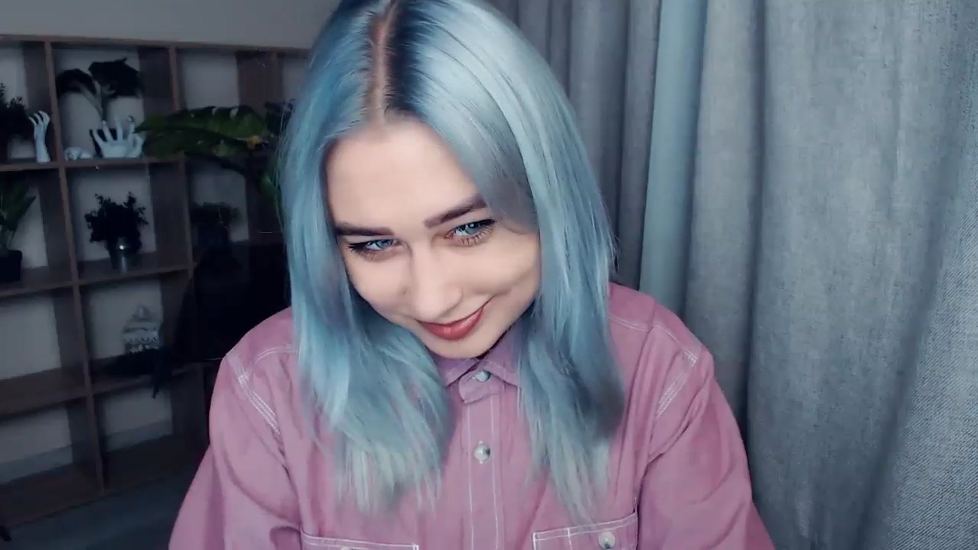 Gallery image thumbnail from Kukla_kolduna's myfreecams stream on, 12/08/2023, 14:31 image 9 of 20