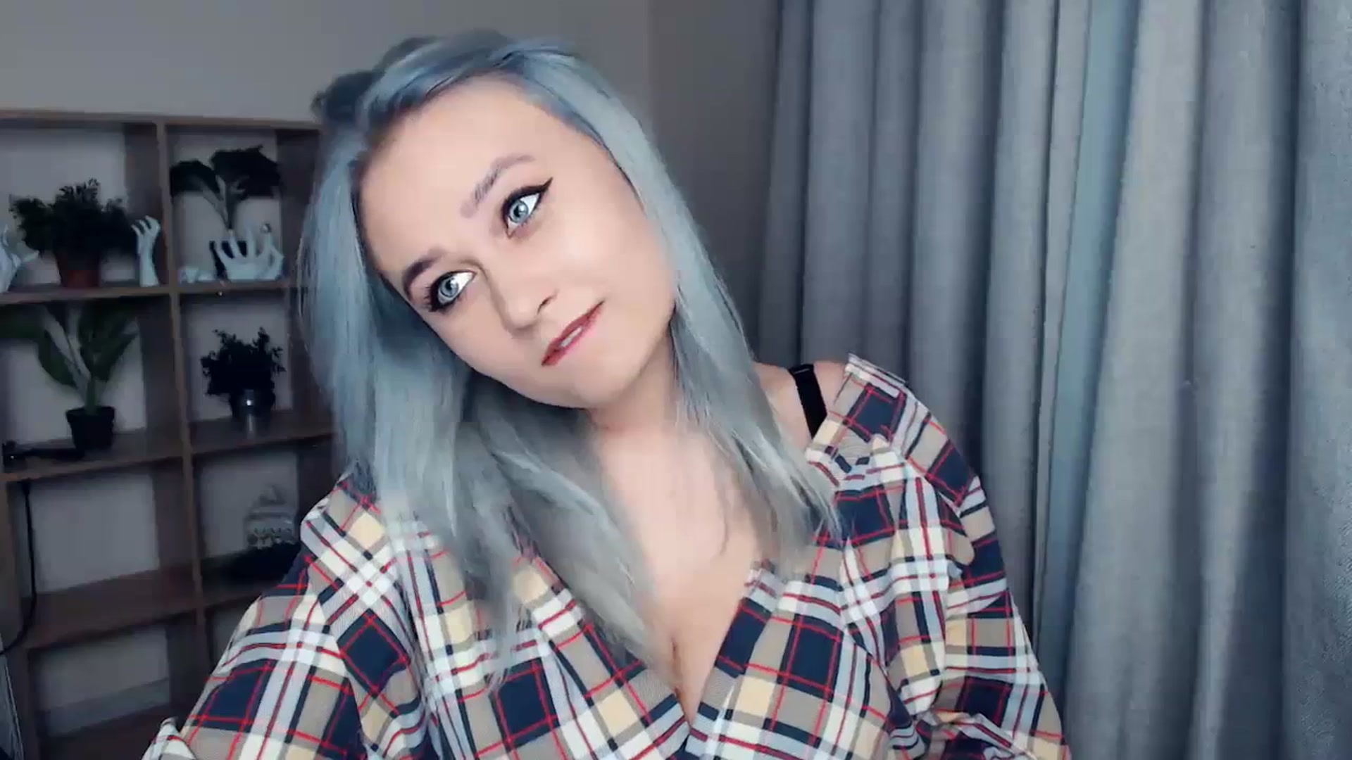 Gallery image thumbnail from Kukla_kolduna's myfreecams stream on, 12/09/2023, 16:02 image 15 of 20