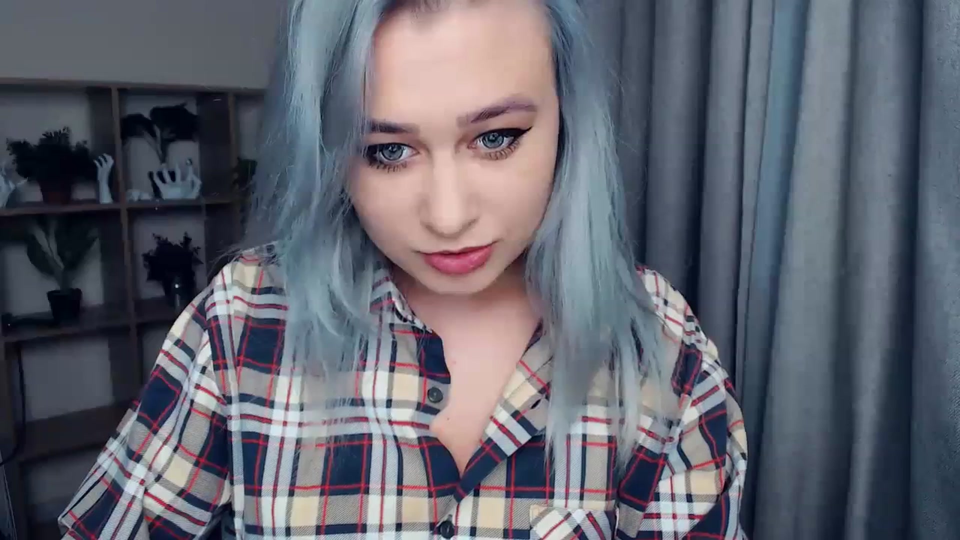 Gallery image thumbnail from Kukla_kolduna's myfreecams stream on, 12/09/2023, 16:02 image 4 of 20