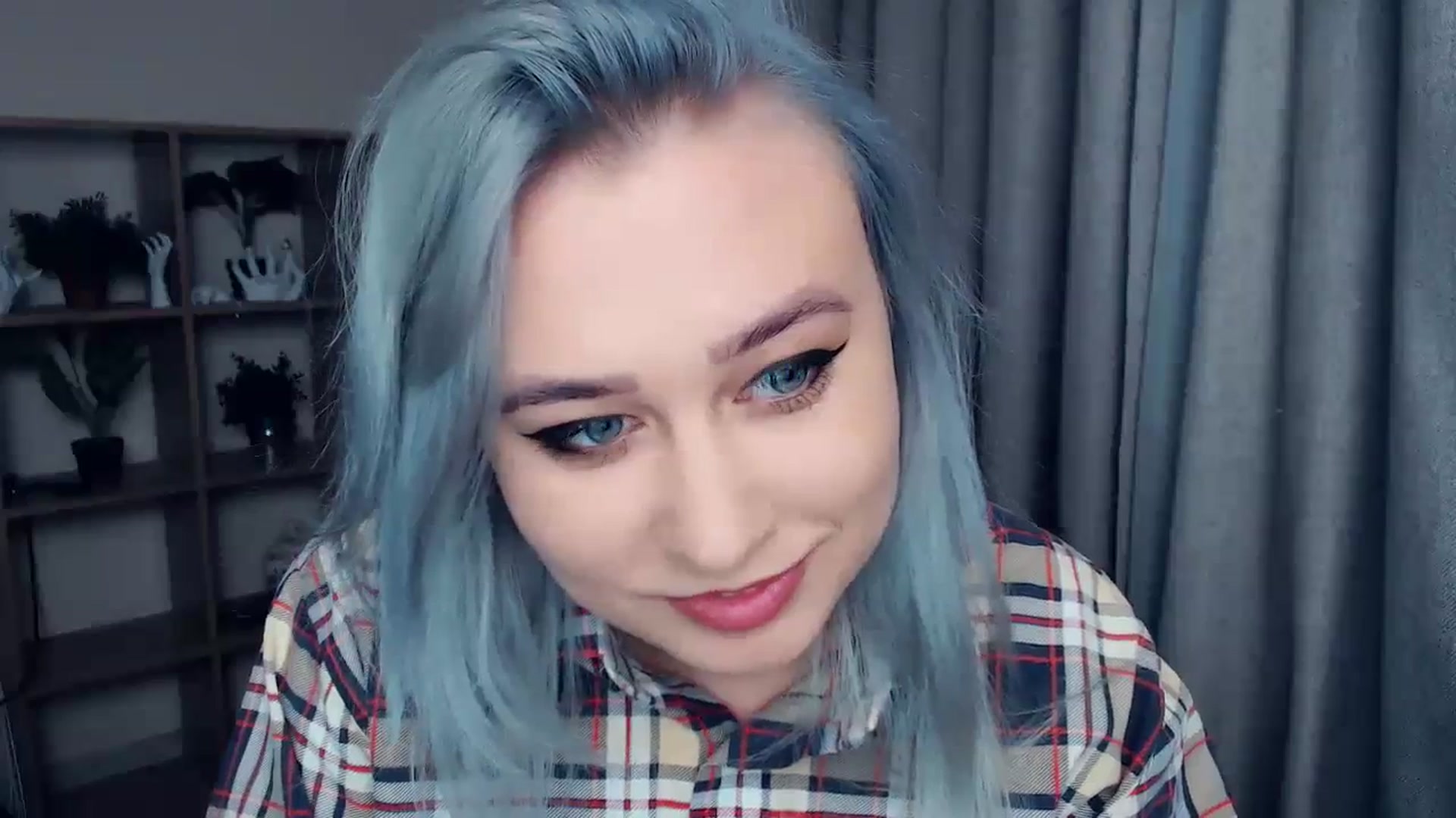 Gallery image thumbnail from Kukla_kolduna's myfreecams stream on, 12/09/2023, 16:02 image 3 of 20