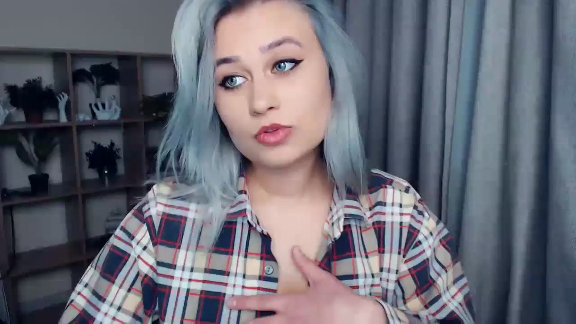 Gallery image thumbnail from Kukla_kolduna's myfreecams stream on, 12/09/2023, 16:02 image 20 of 20