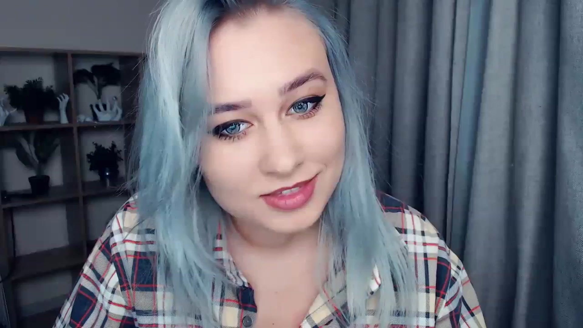 Gallery image thumbnail from Kukla_kolduna's myfreecams stream on, 12/09/2023, 16:02 image 6 of 20