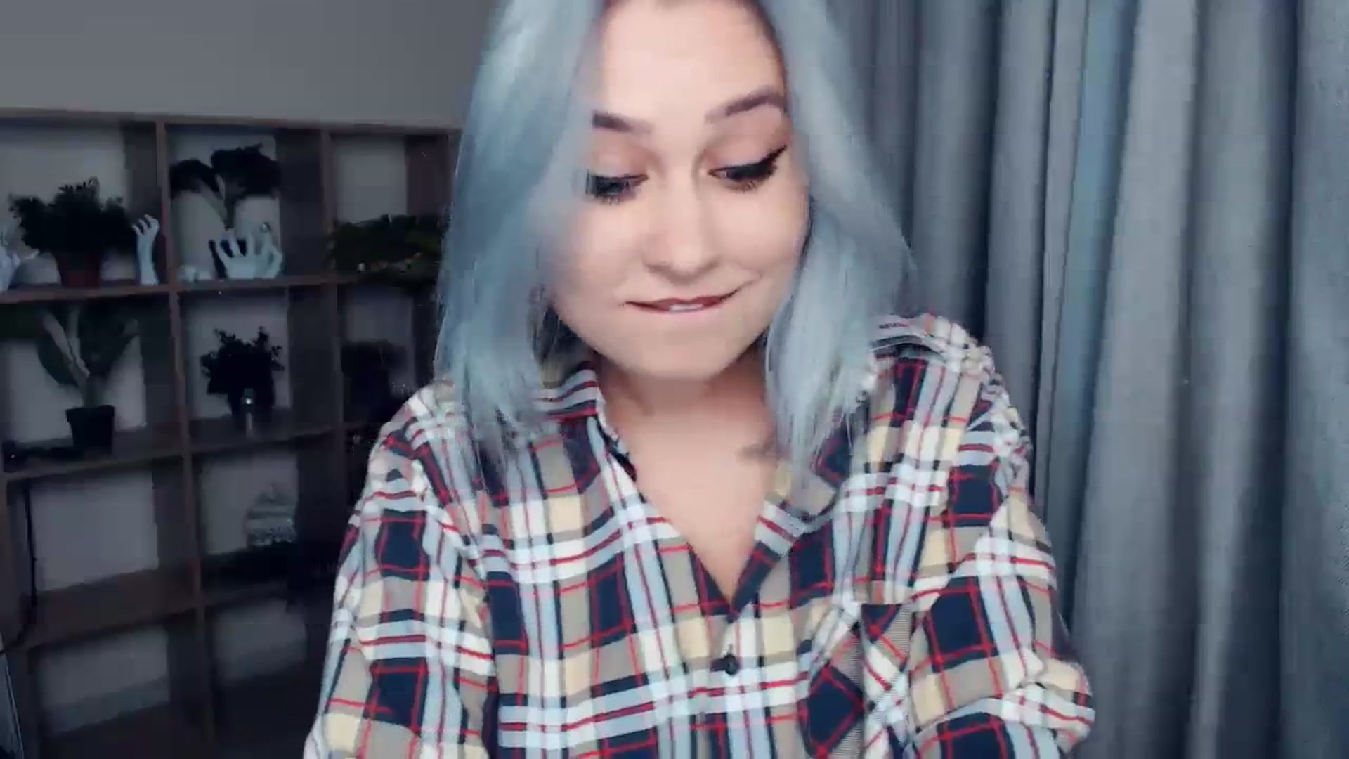 Gallery image thumbnail from Kukla_kolduna's myfreecams stream on, 12/09/2023, 16:02 image 7 of 20