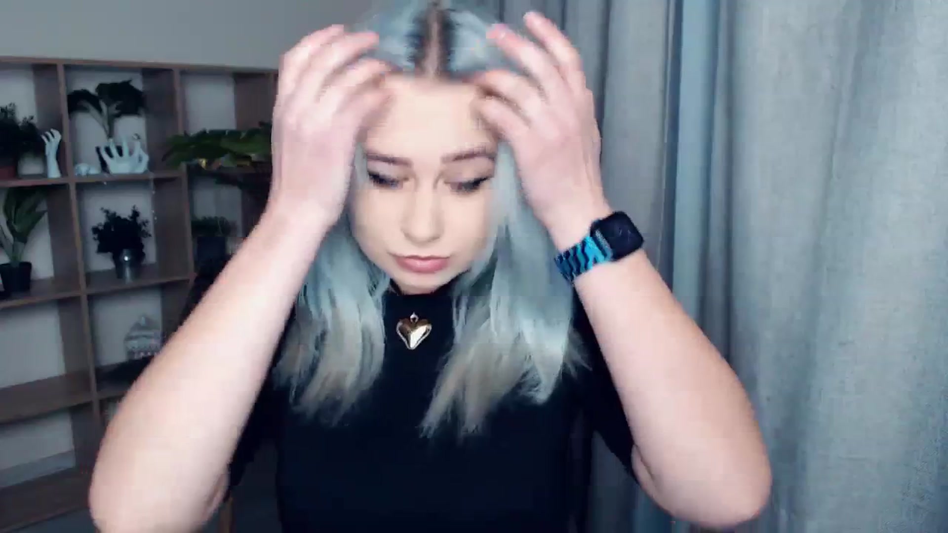 Gallery image thumbnail from Kukla_kolduna's myfreecams stream on, 12/10/2023, 15:40 image 9 of 20