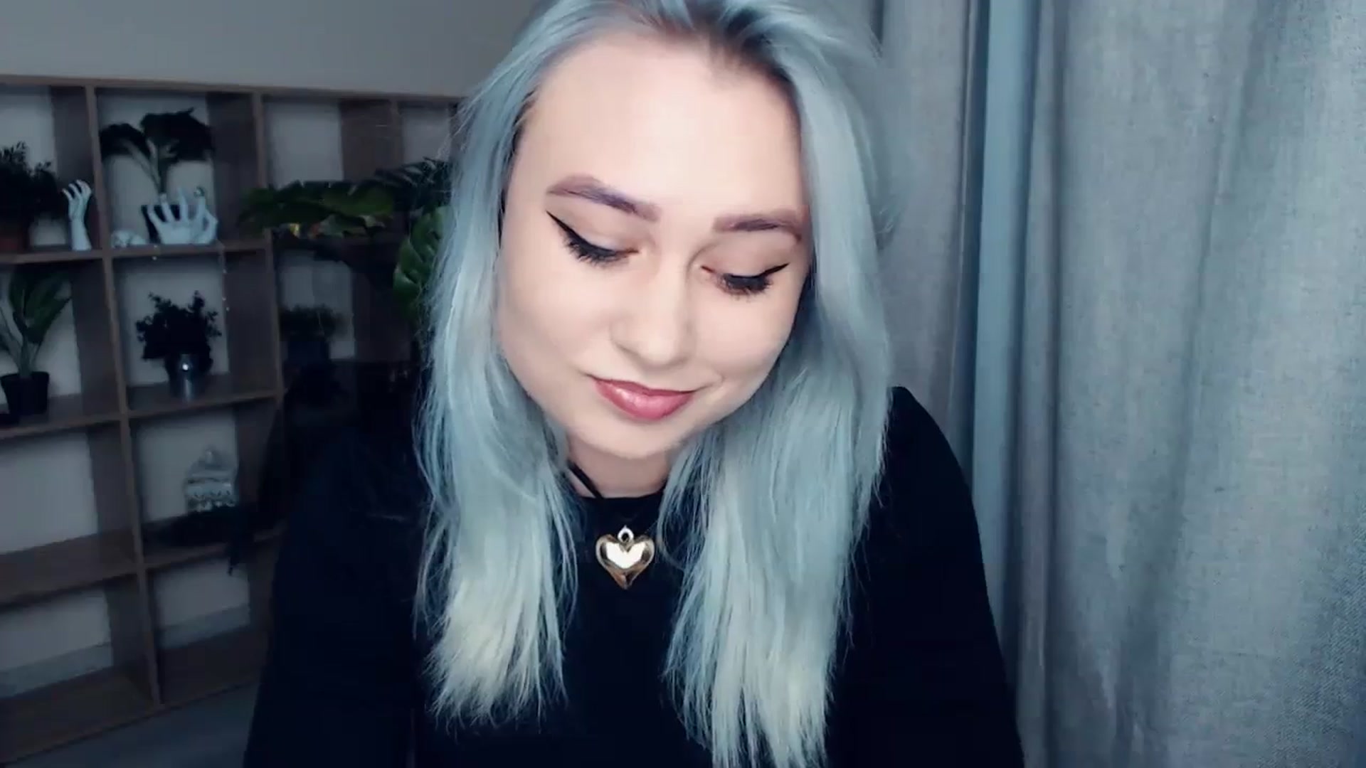 Gallery image thumbnail from Kukla_kolduna's myfreecams stream on, 12/10/2023, 15:40 image 4 of 20