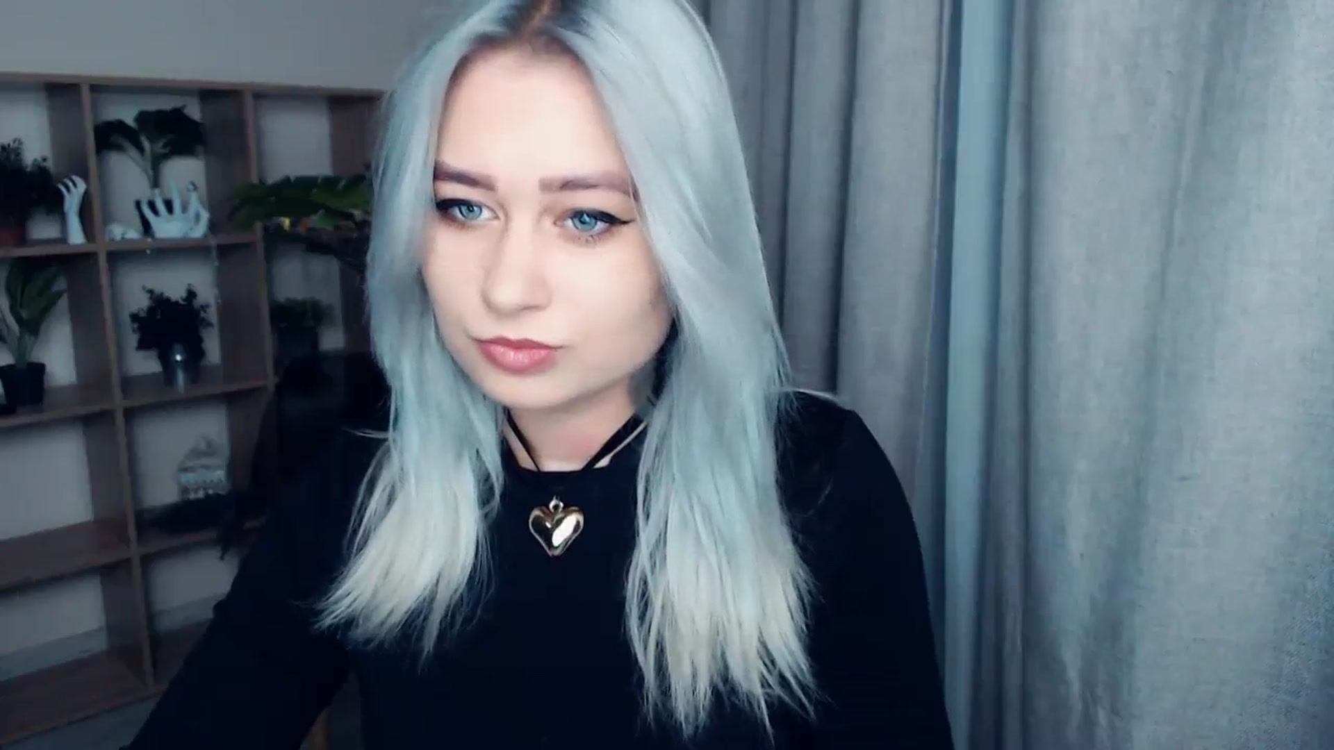 Gallery image thumbnail from Kukla_kolduna's myfreecams stream on, 12/10/2023, 15:40 image 11 of 20