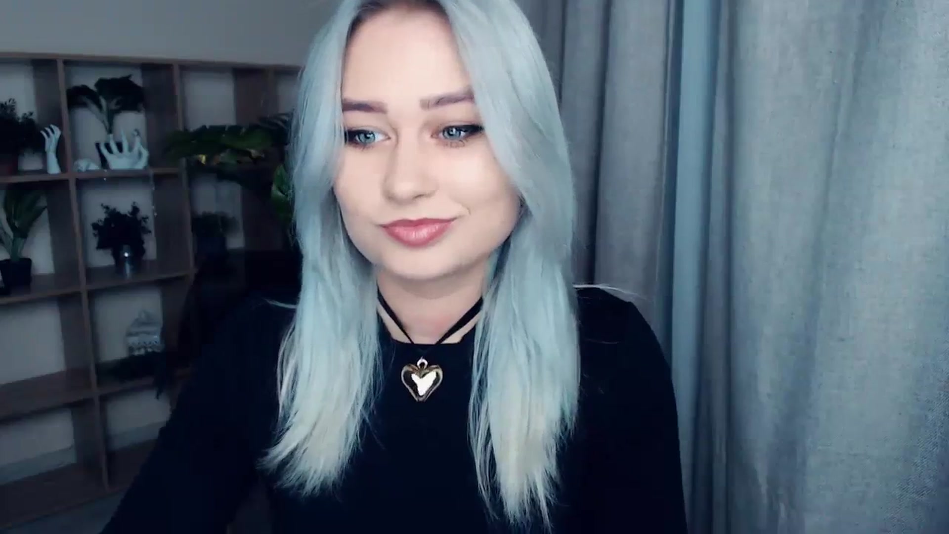 Gallery image thumbnail from Kukla_kolduna's myfreecams stream on, 12/10/2023, 15:40 image 12 of 20