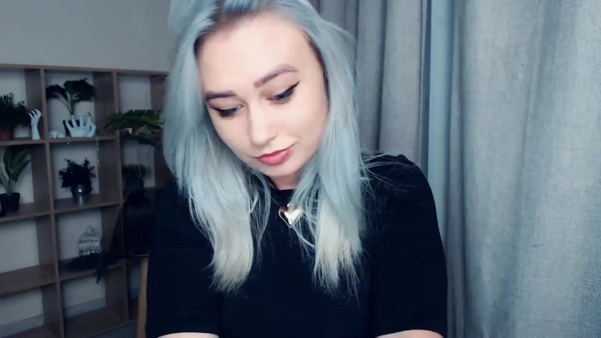 Gallery image thumbnail from Kukla_kolduna's myfreecams stream on, 12/10/2023, 15:40 image 7 of 20