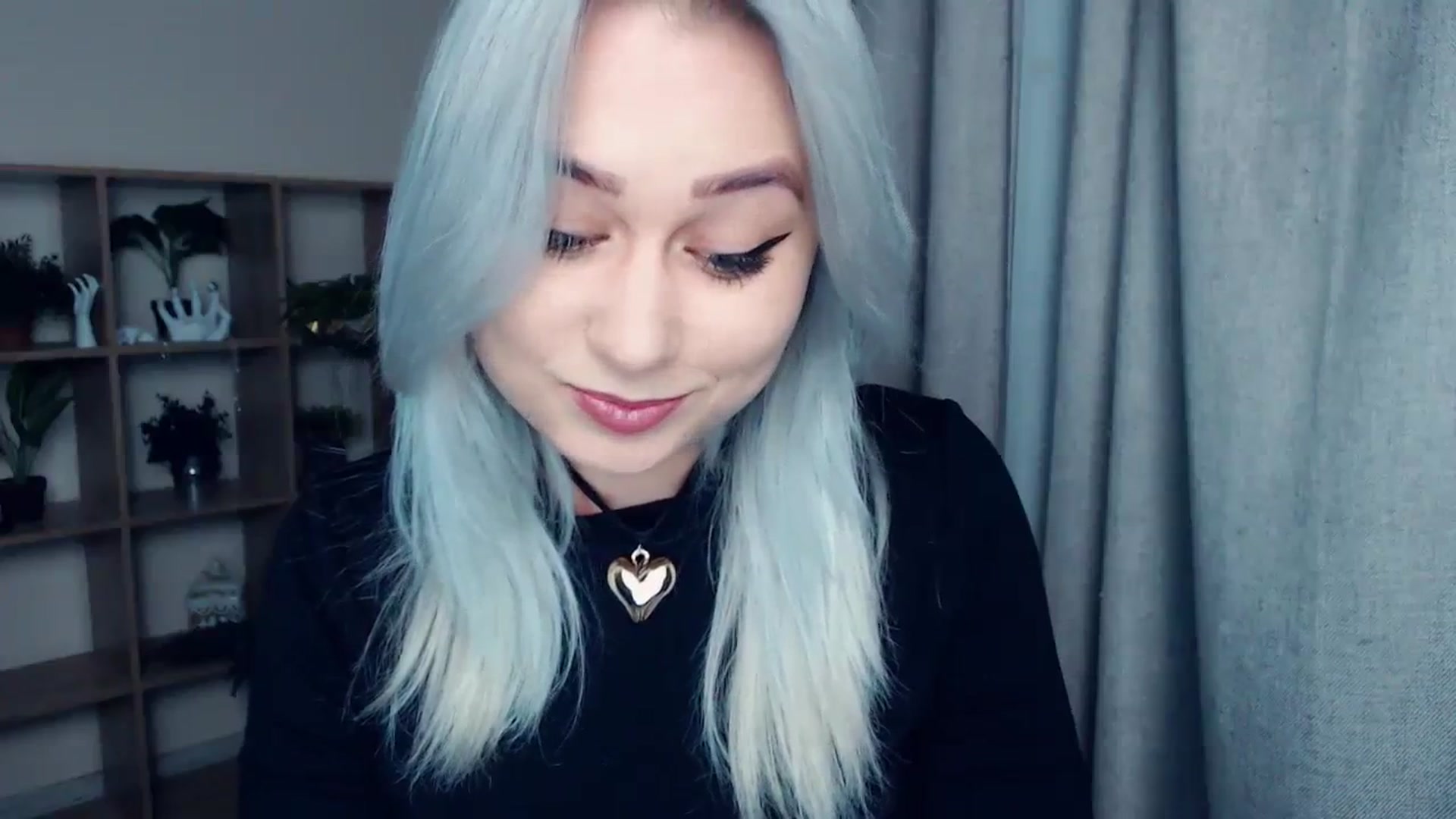 Gallery image thumbnail from Kukla_kolduna's myfreecams stream on, 12/10/2023, 17:08 image 13 of 20