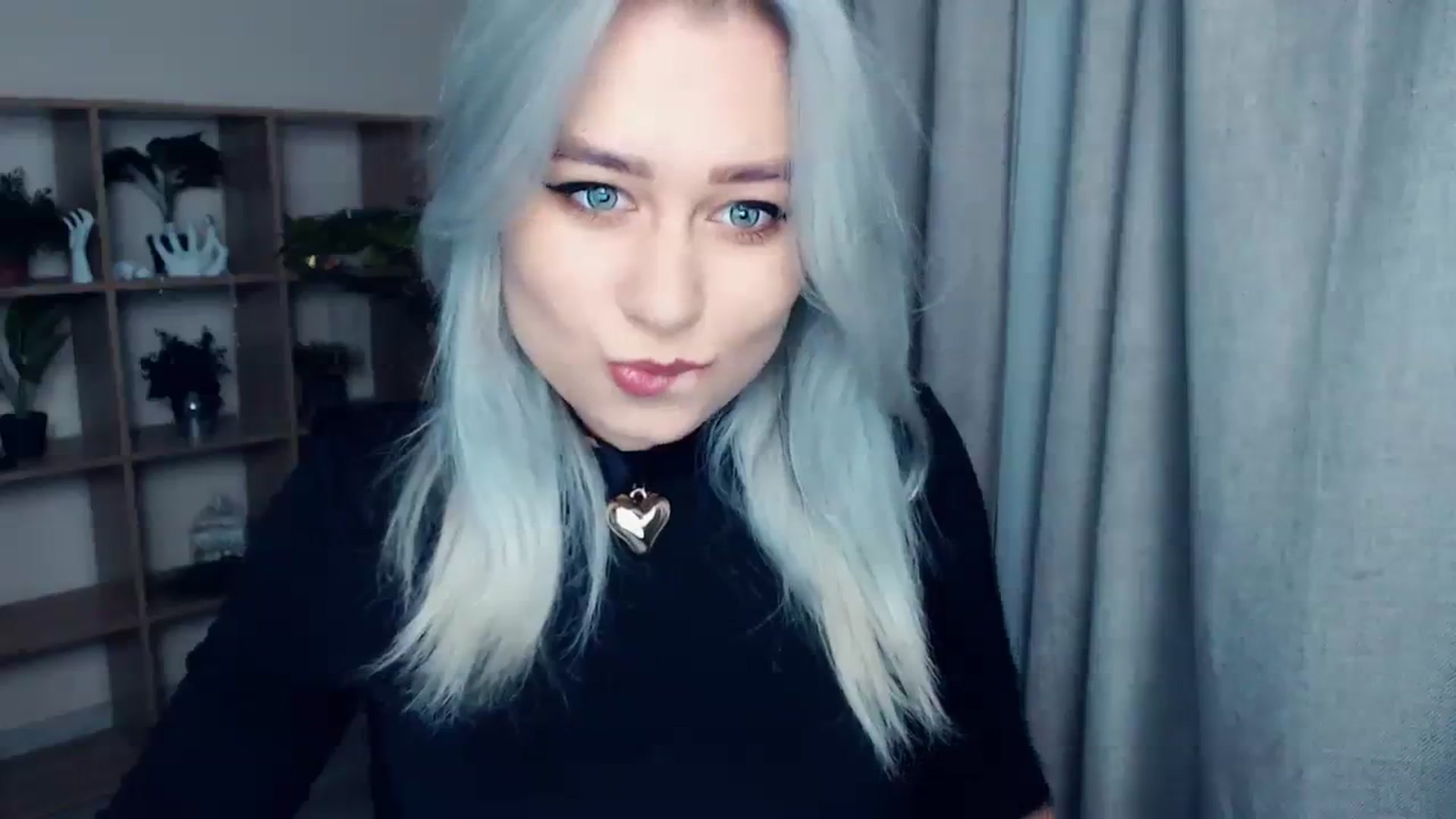 Gallery image thumbnail from Kukla_kolduna's myfreecams stream on, 12/10/2023, 17:08 image 5 of 20