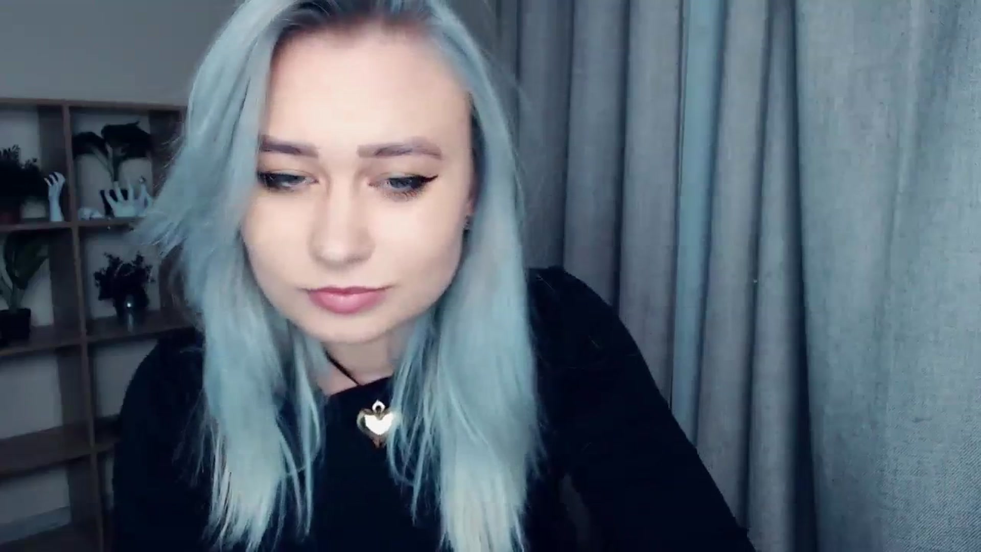 Gallery image thumbnail from Kukla_kolduna's myfreecams stream on, 12/10/2023, 17:08 image 18 of 20