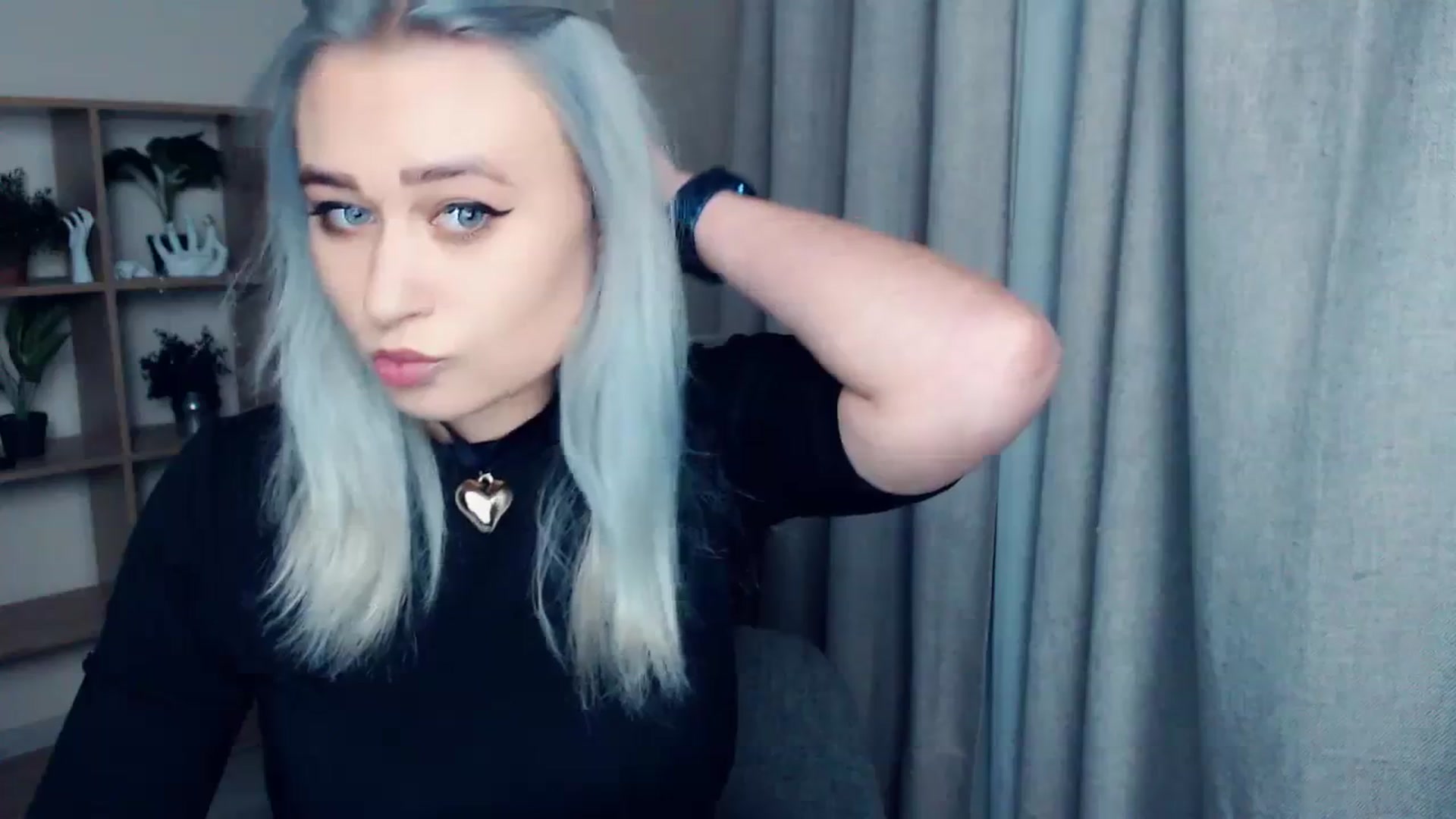 Gallery image thumbnail from Kukla_kolduna's myfreecams stream on, 12/10/2023, 17:08 image 7 of 20