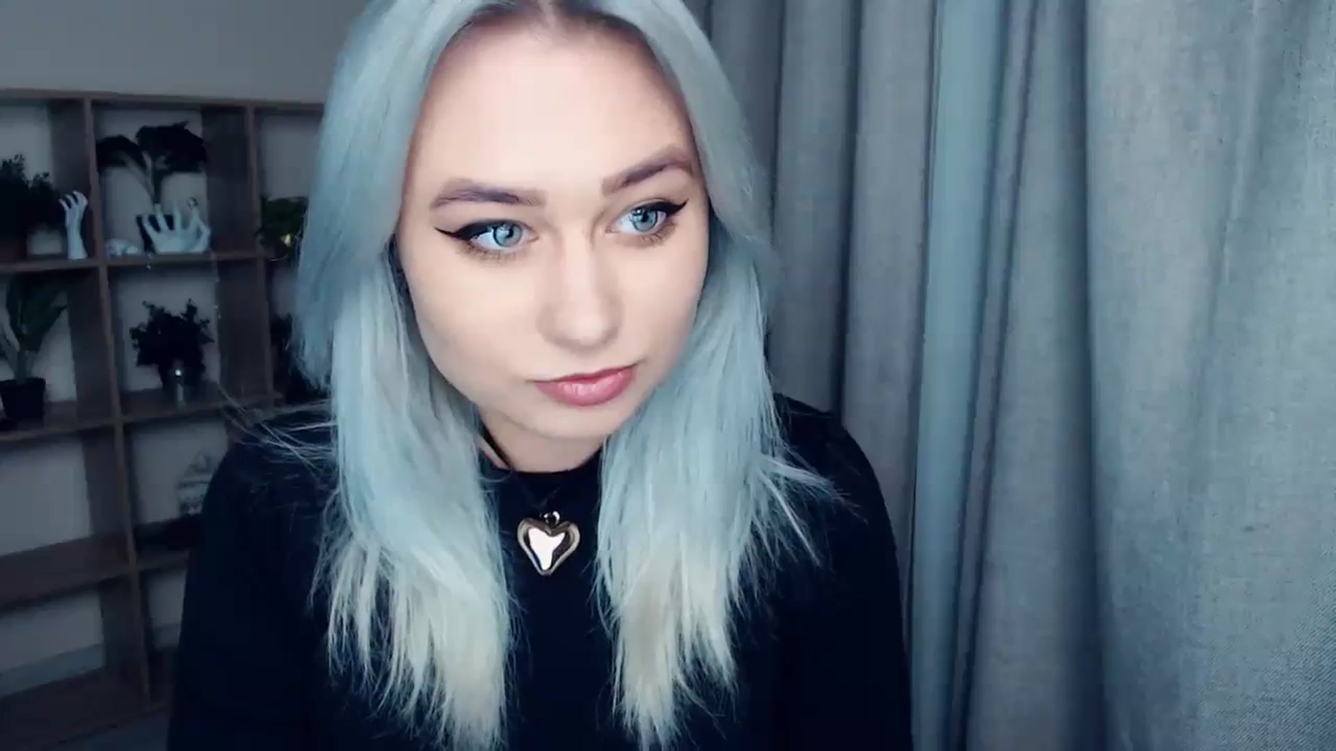 Gallery image thumbnail from Kukla_kolduna's myfreecams stream on, 12/10/2023, 17:08 image 2 of 20