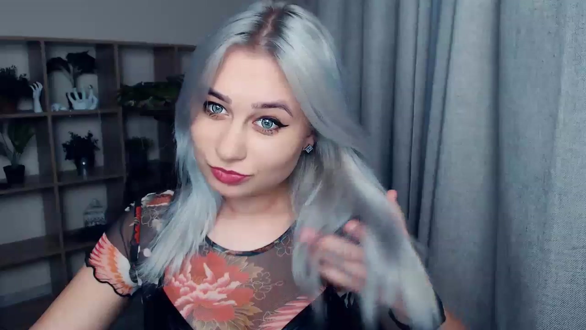 Gallery image thumbnail from Kukla_kolduna's myfreecams stream on, 12/14/2023, 17:32 image 14 of 20