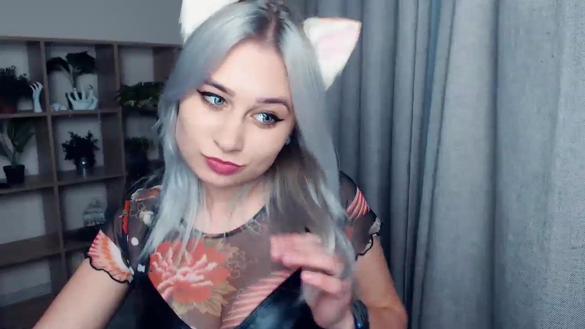 Gallery image thumbnail from Kukla_kolduna's myfreecams stream on, 12/14/2023, 17:32 image 12 of 20
